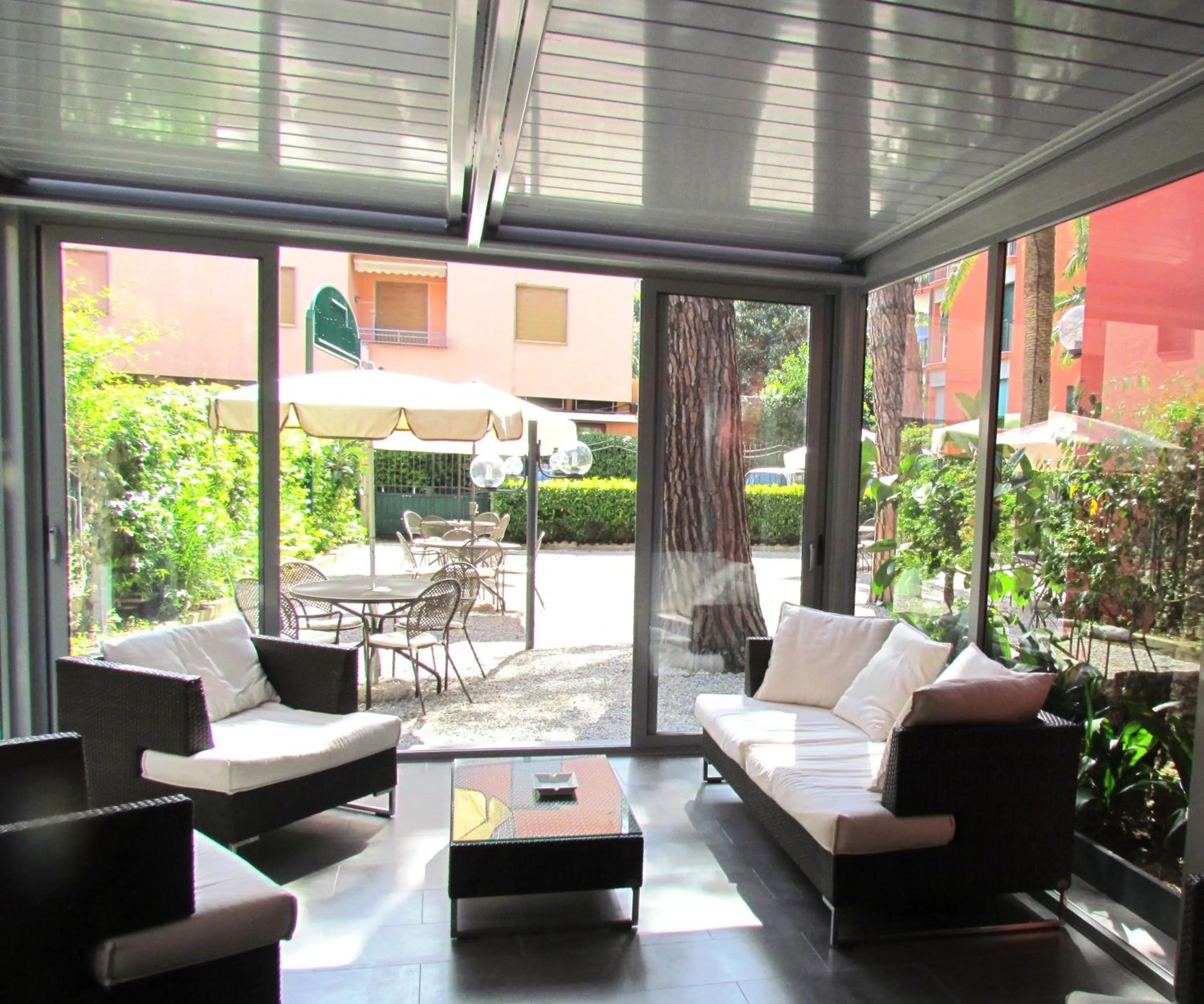 Patio in Hotel Palme