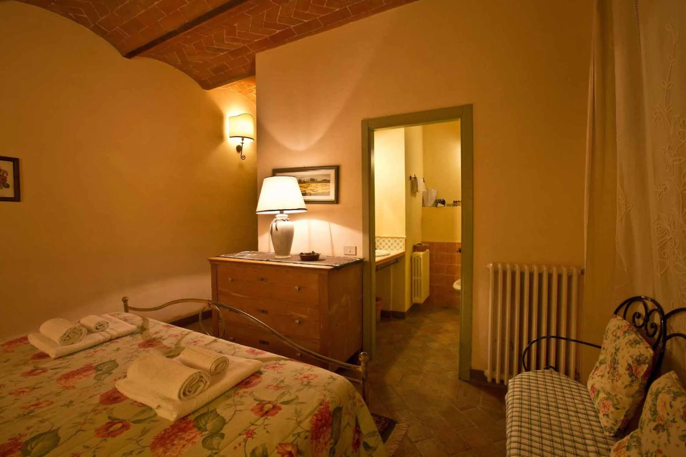 Bedroom, Bed in Le Mascie