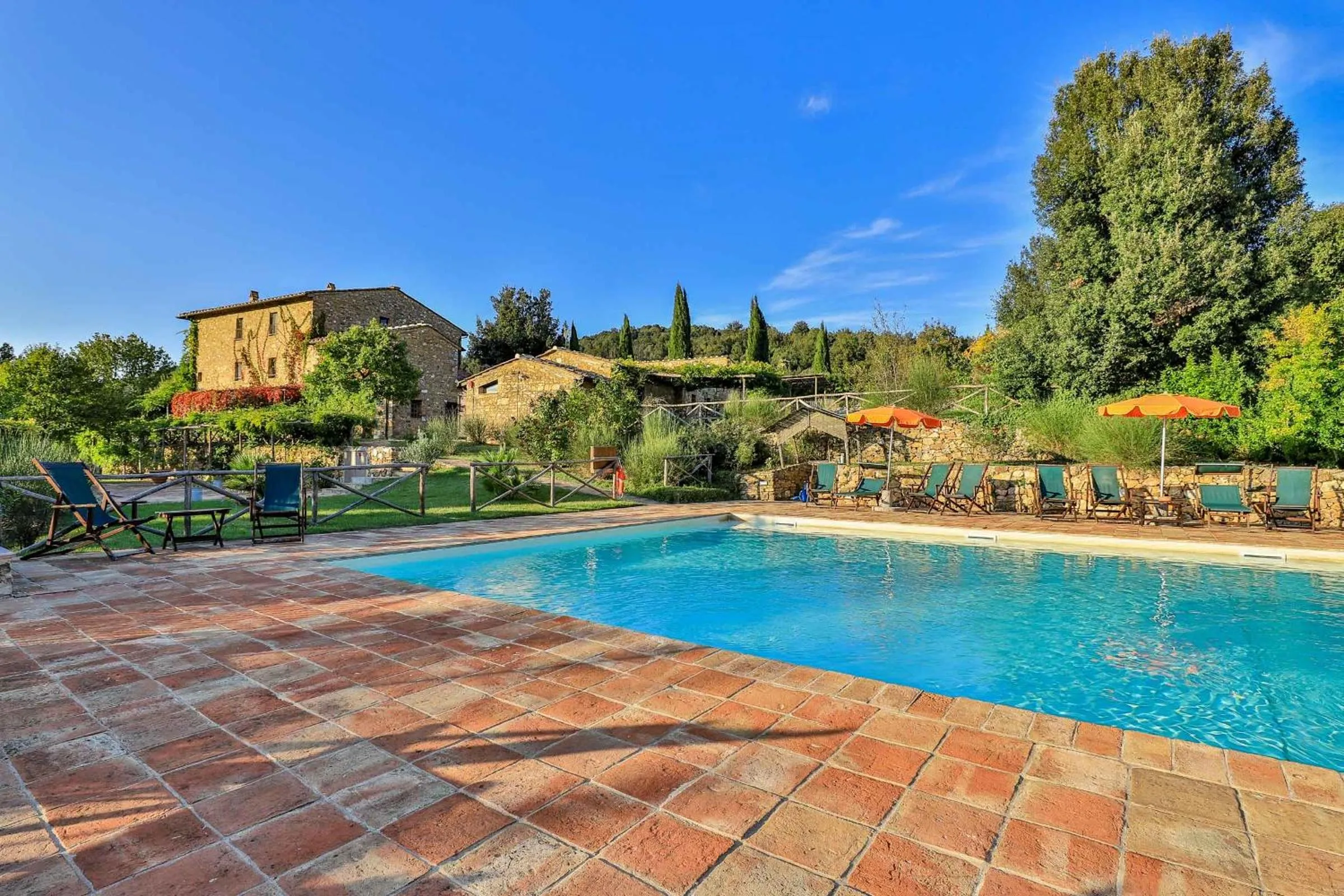 Swimming pool in Le Mascie