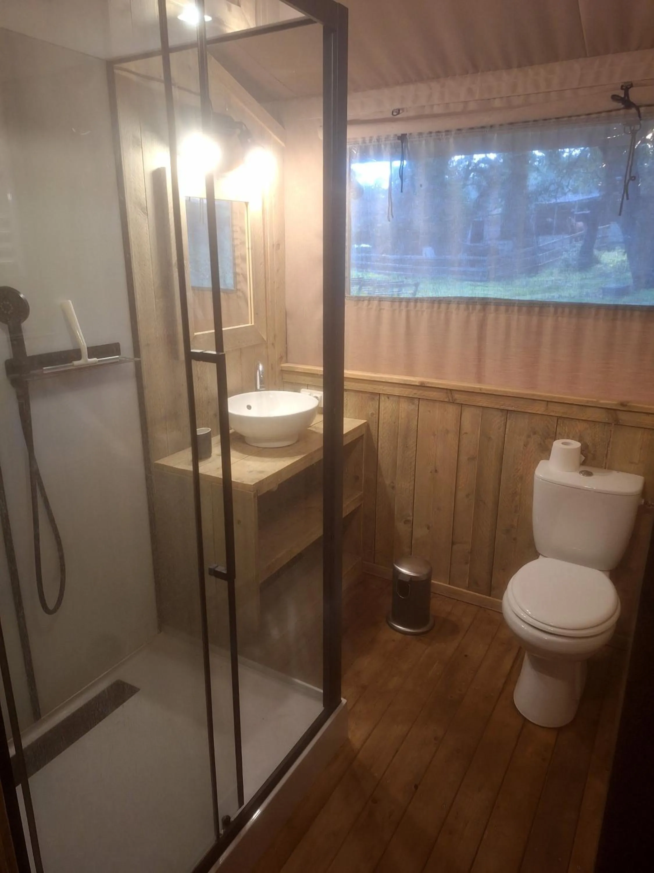 Bathroom in Le Lodge du Domaine Saint Martin