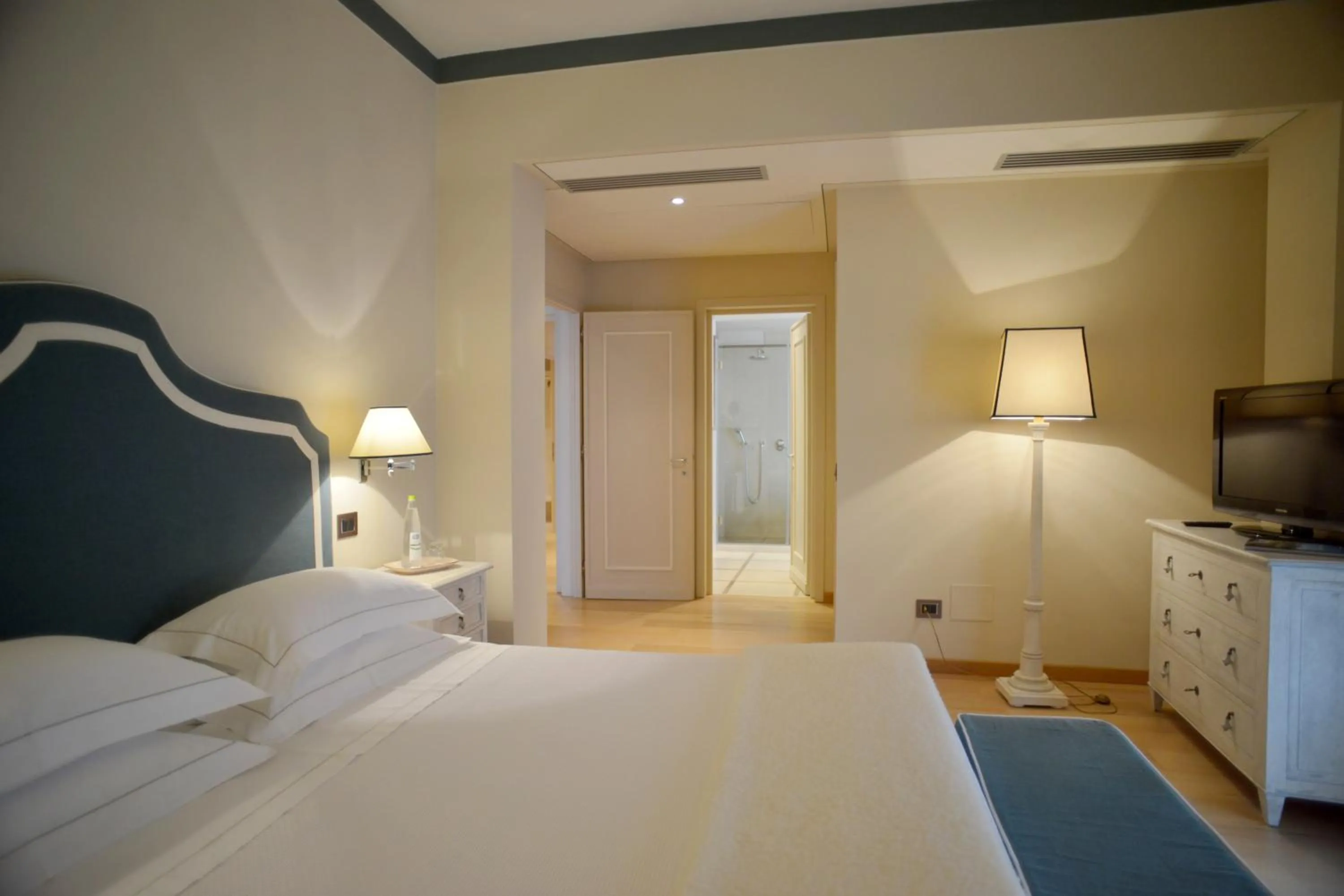 Bed in Fonteliving RestArt