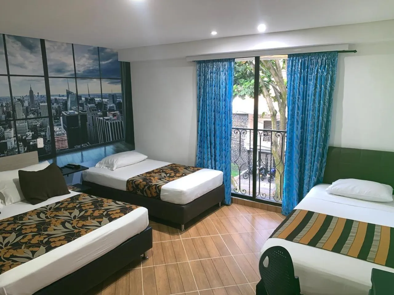 Bedroom, Bed in Hotel Quinta Avenida