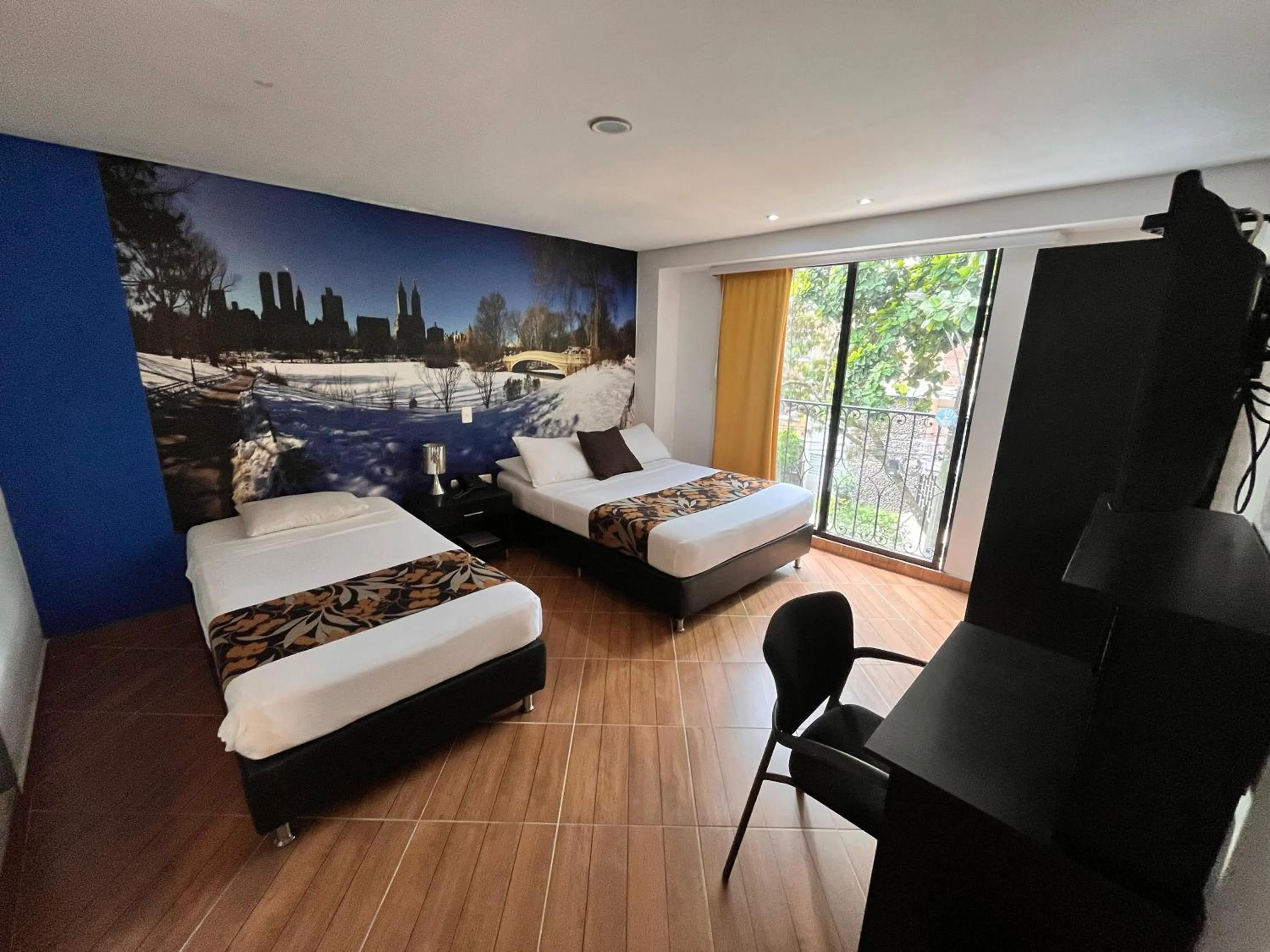 Photo of the whole room, Bed in Hotel Quinta Avenida