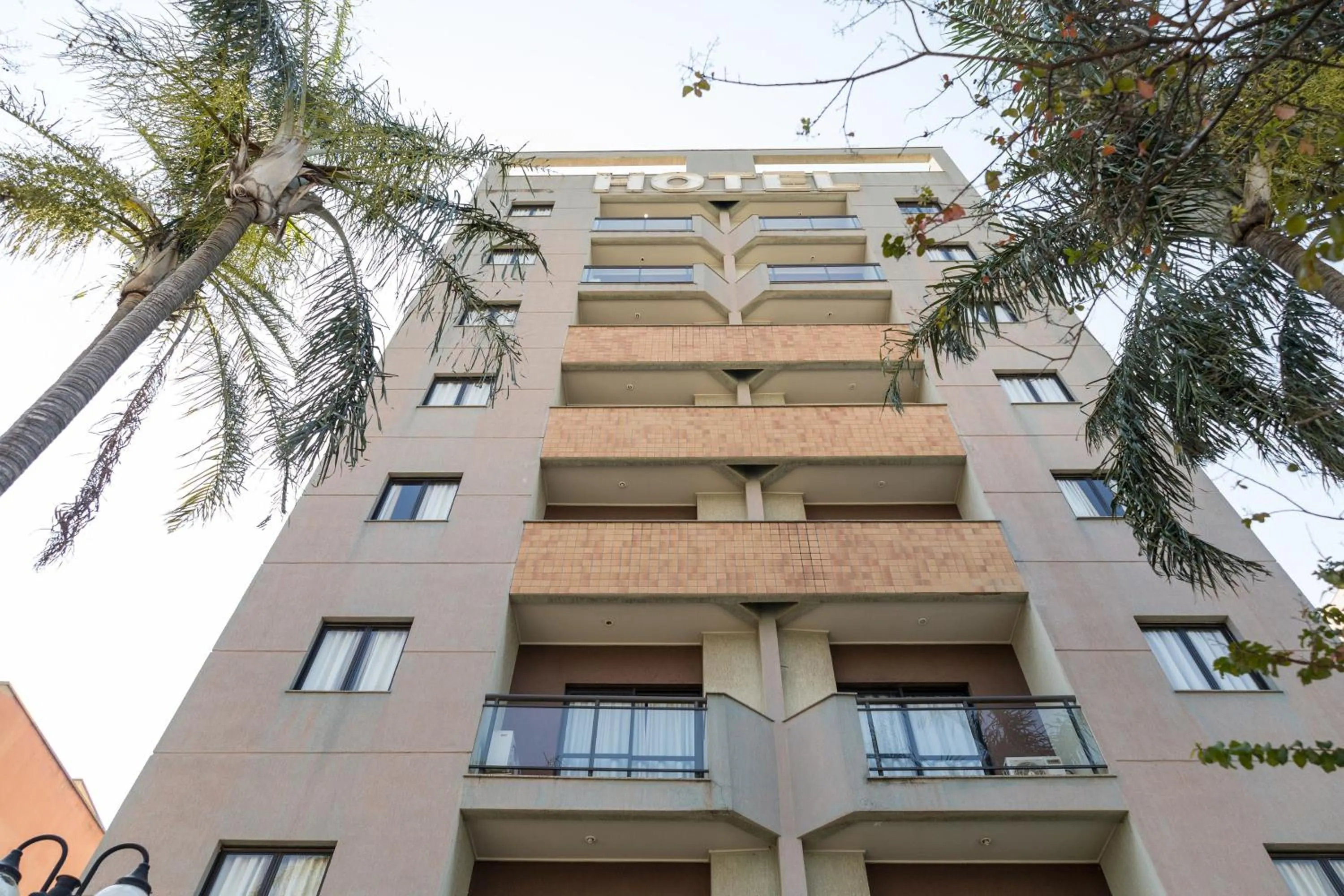 Property building in Golden Suíte Hotel