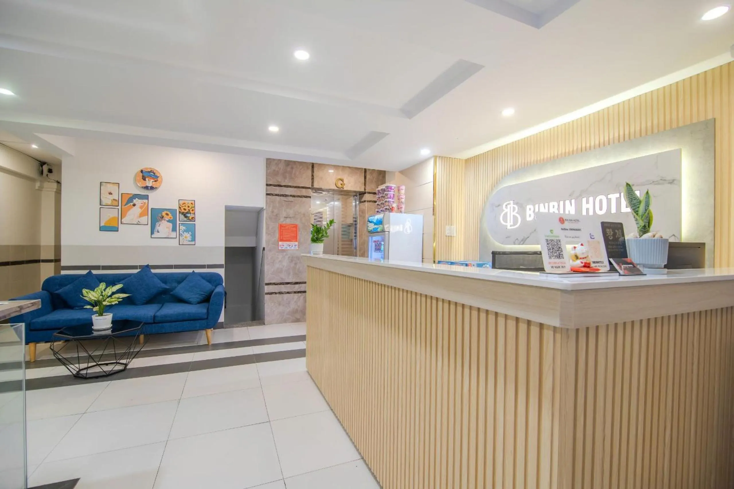 Bin Bin Hotel 5 - Near Lotte Mart D7