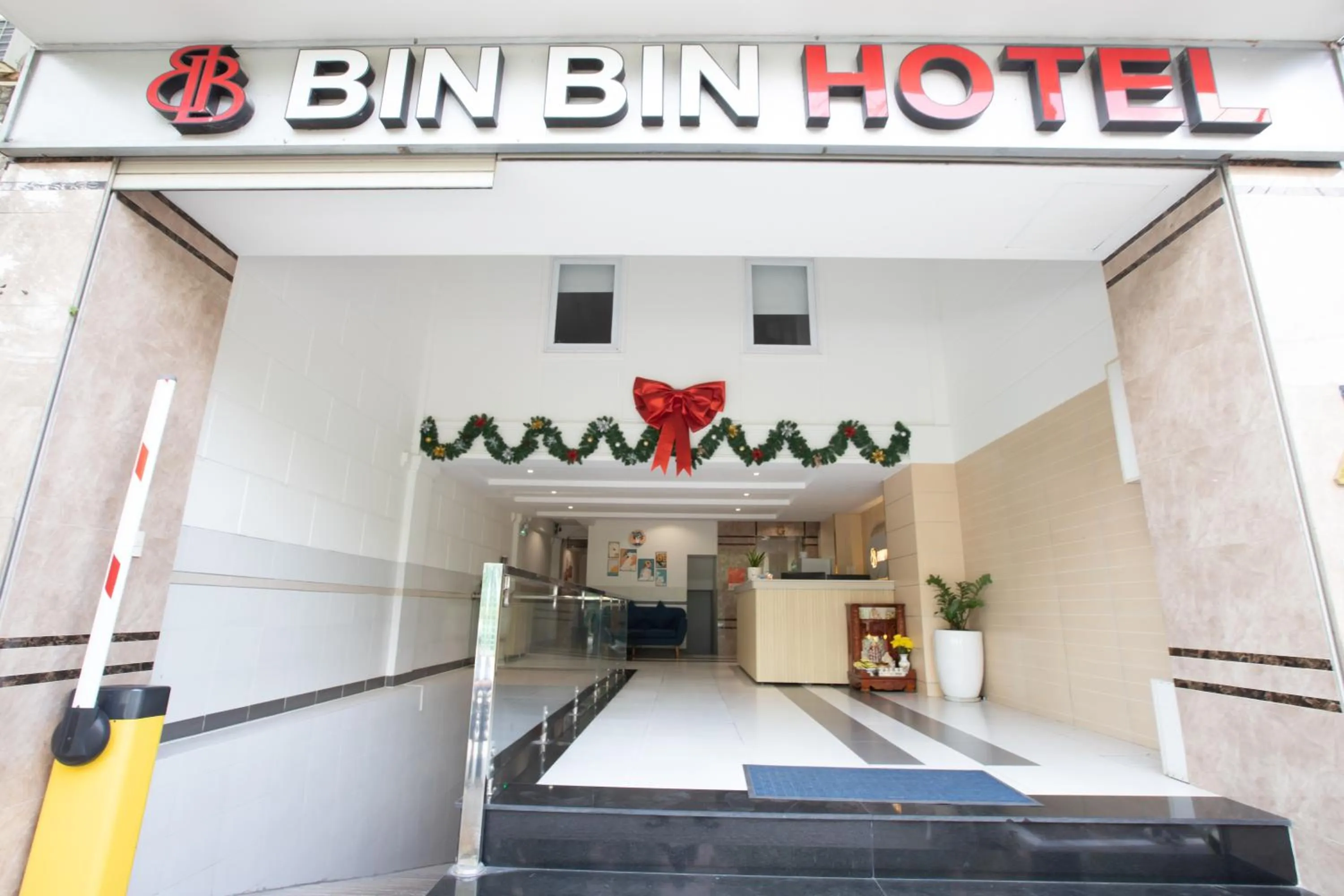 Bin Bin Hotel 5 - Near Lotte Mart D7