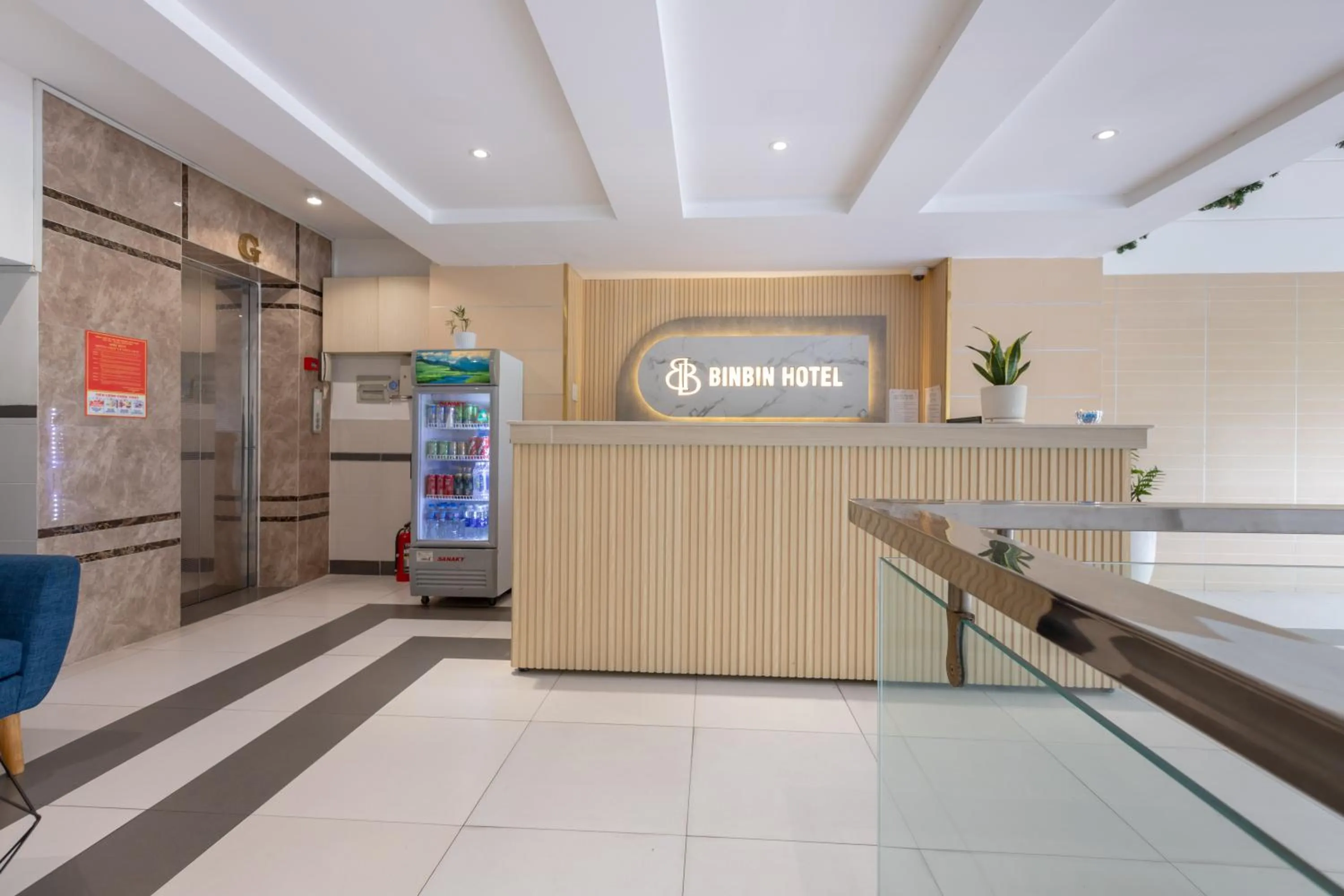 Bin Bin Hotel 5 - Near Lotte Mart D7