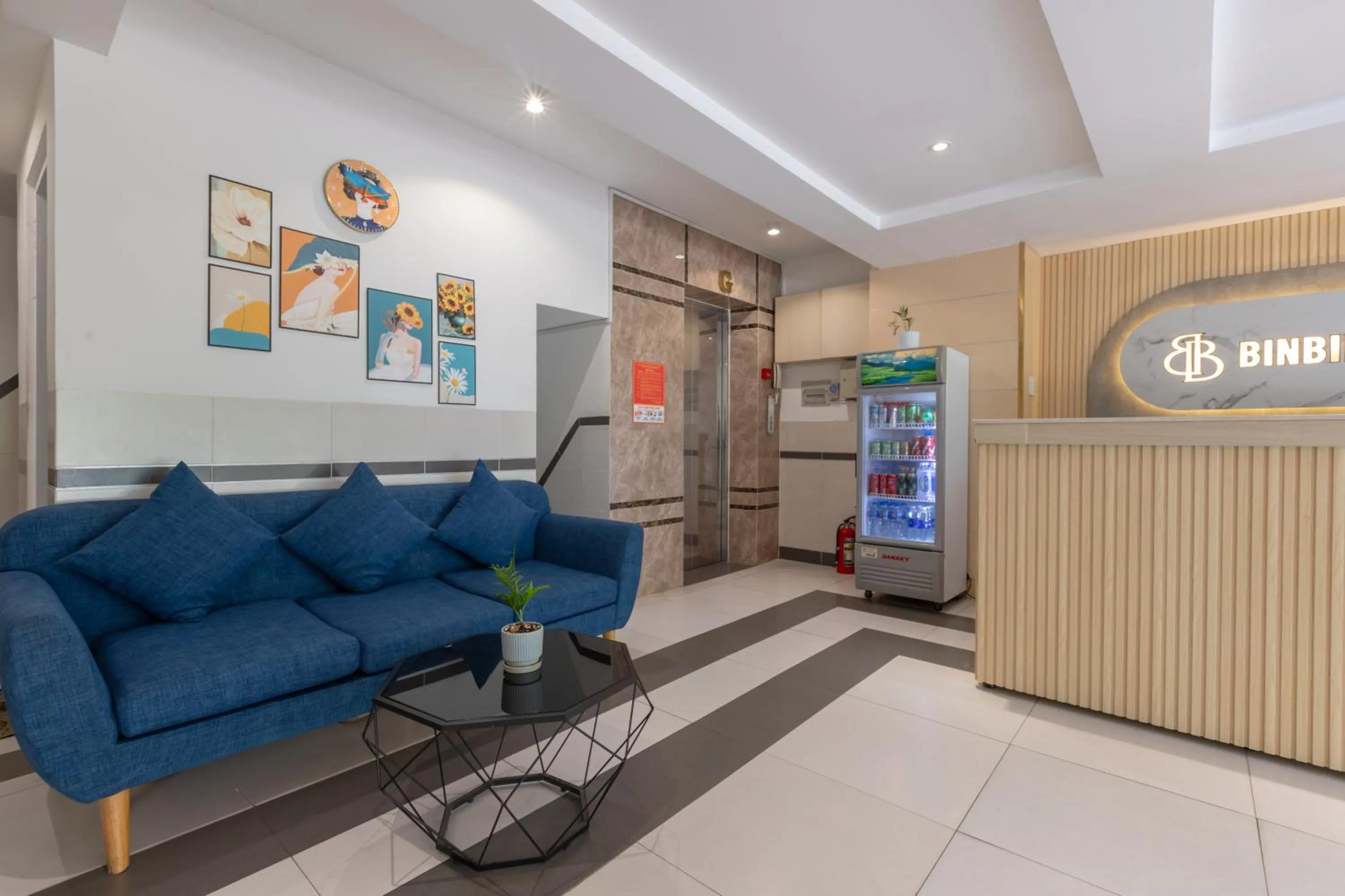 Bin Bin Hotel 5 - Near Lotte Mart D7