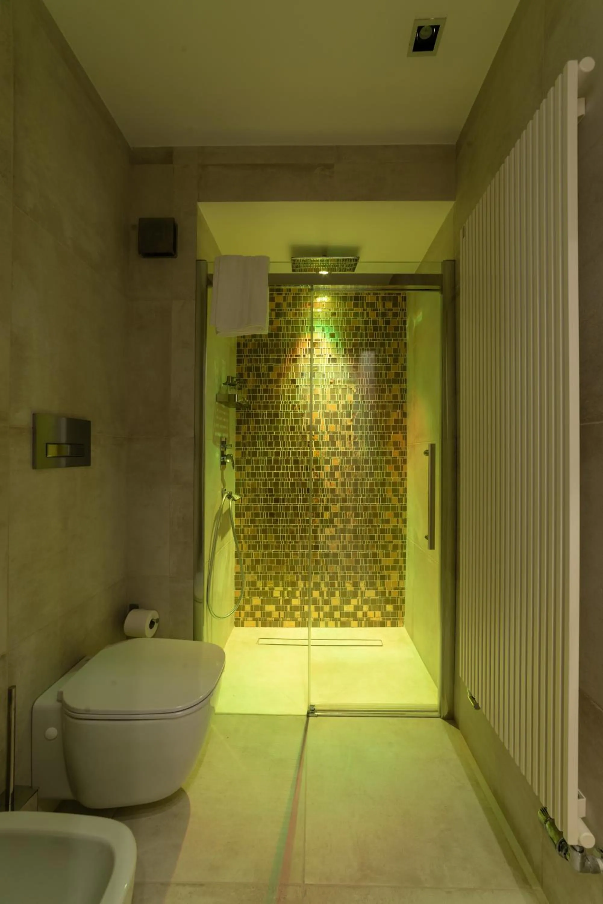 Y Arcillos Luxury Rooms CIN ITO75O35B4OOO468O2