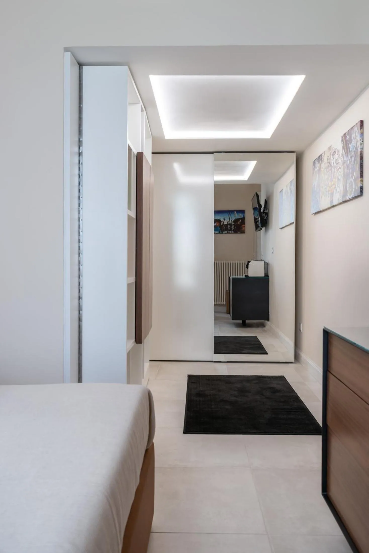 Photo of the whole room, Bed in Y Arcillos Luxury Rooms CIN ITO75O35B4OOO468O2