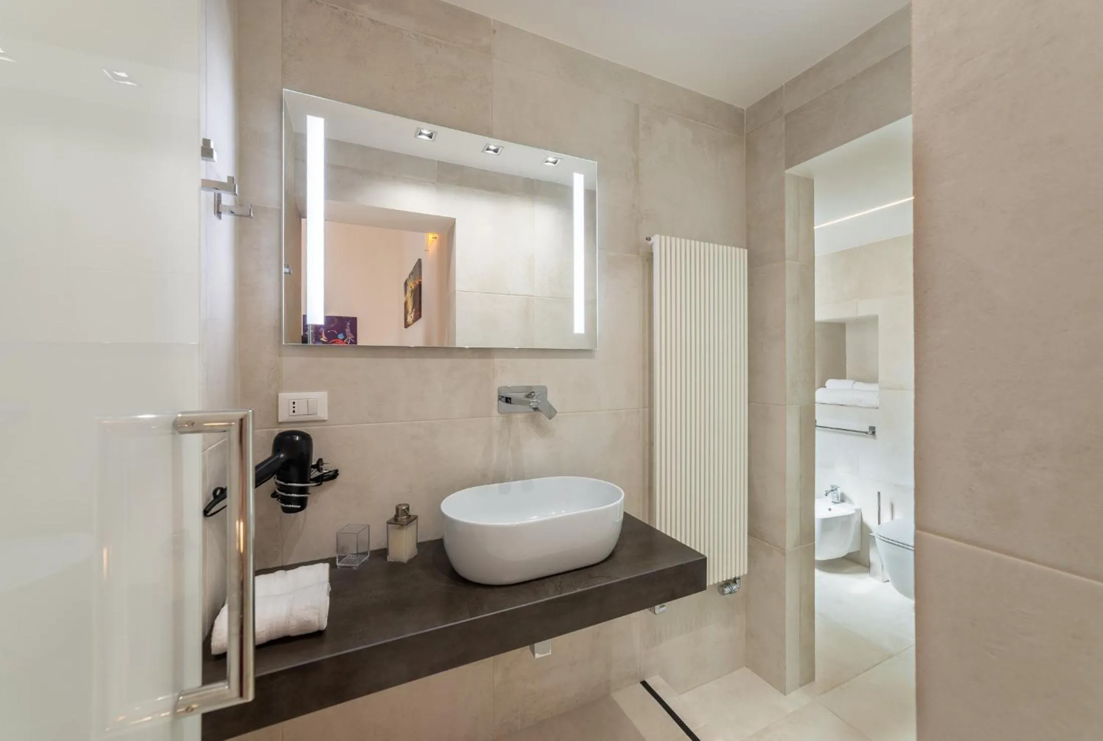 Y Arcillos Luxury Rooms CIN ITO75O35B4OOO468O2