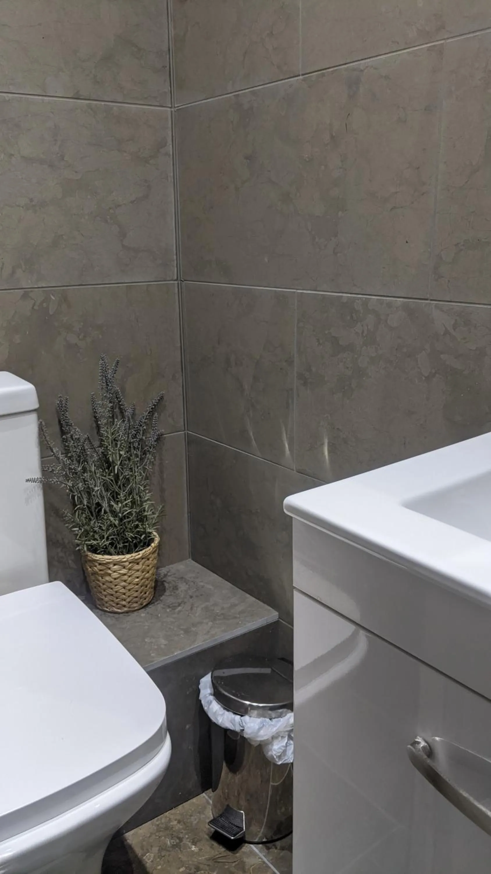 Bathroom in Relax Inn Guest House