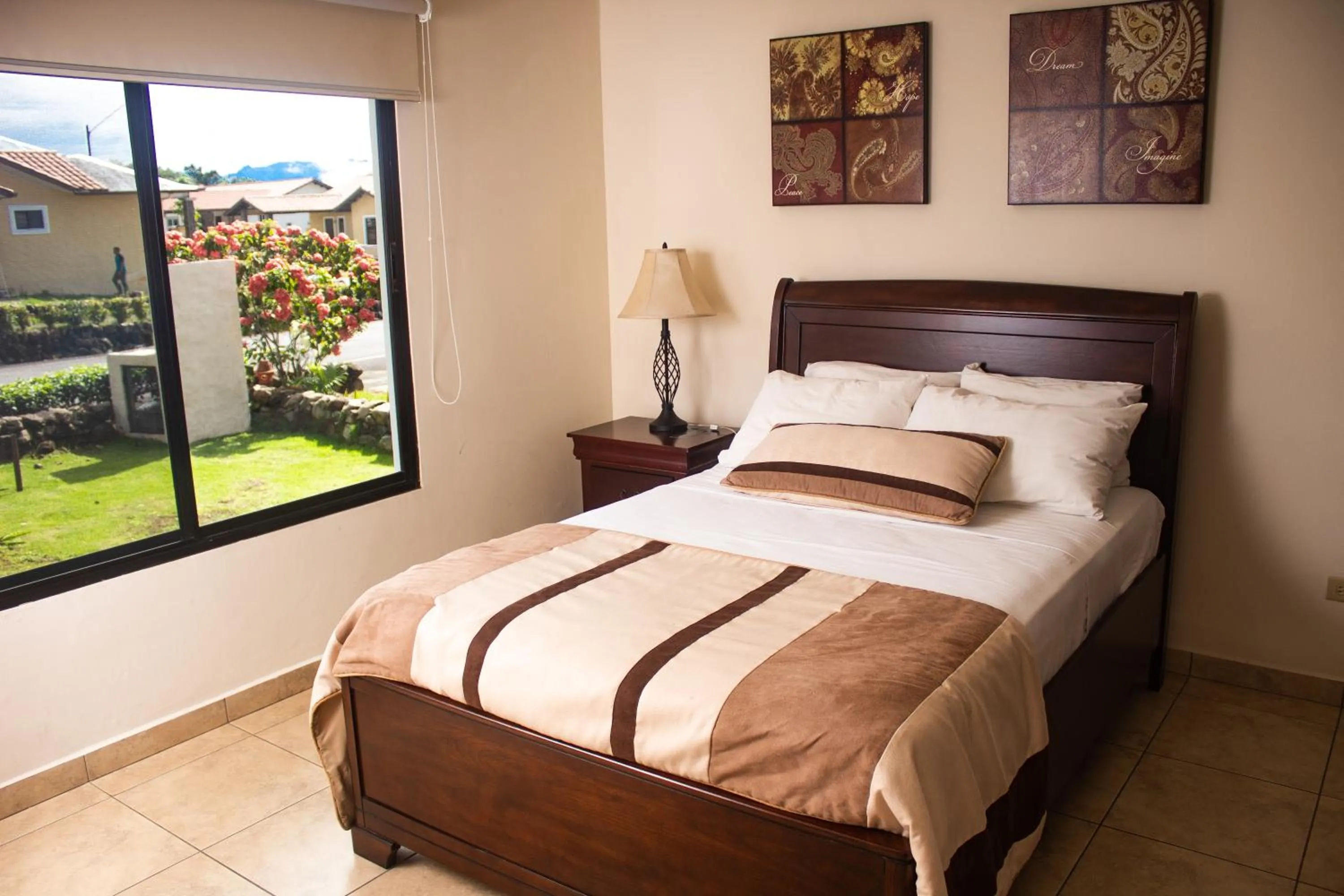 Bed in Hacienda Los Molinos Boutique Hotel & Villas