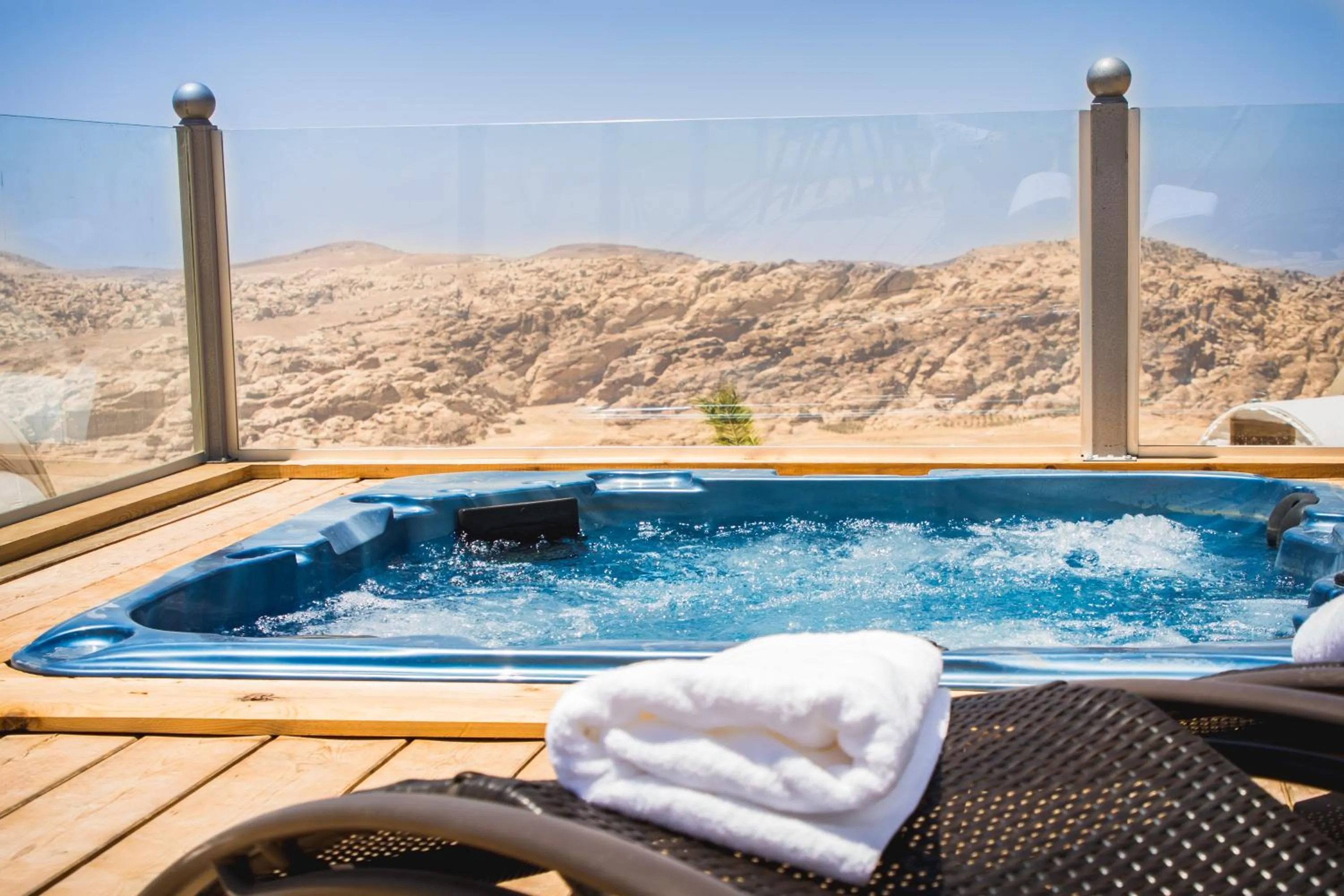 Petra Bubble Luxotel