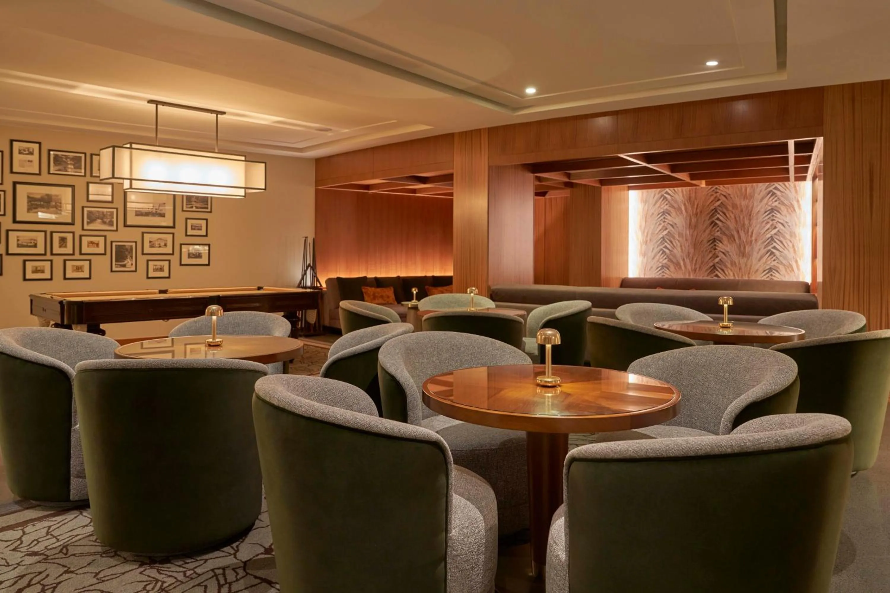 Lounge or bar in Terra Nostra Garden Hotel