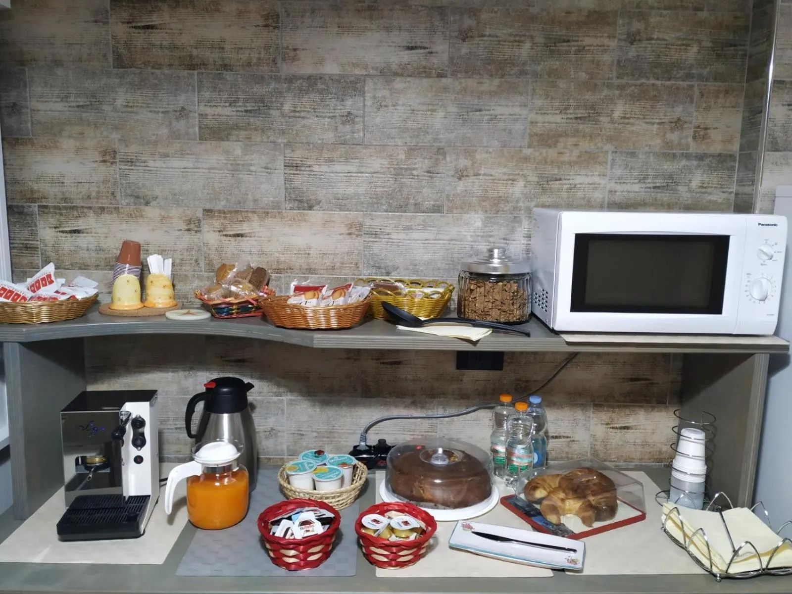 Breakfast in Lacus Pensilis