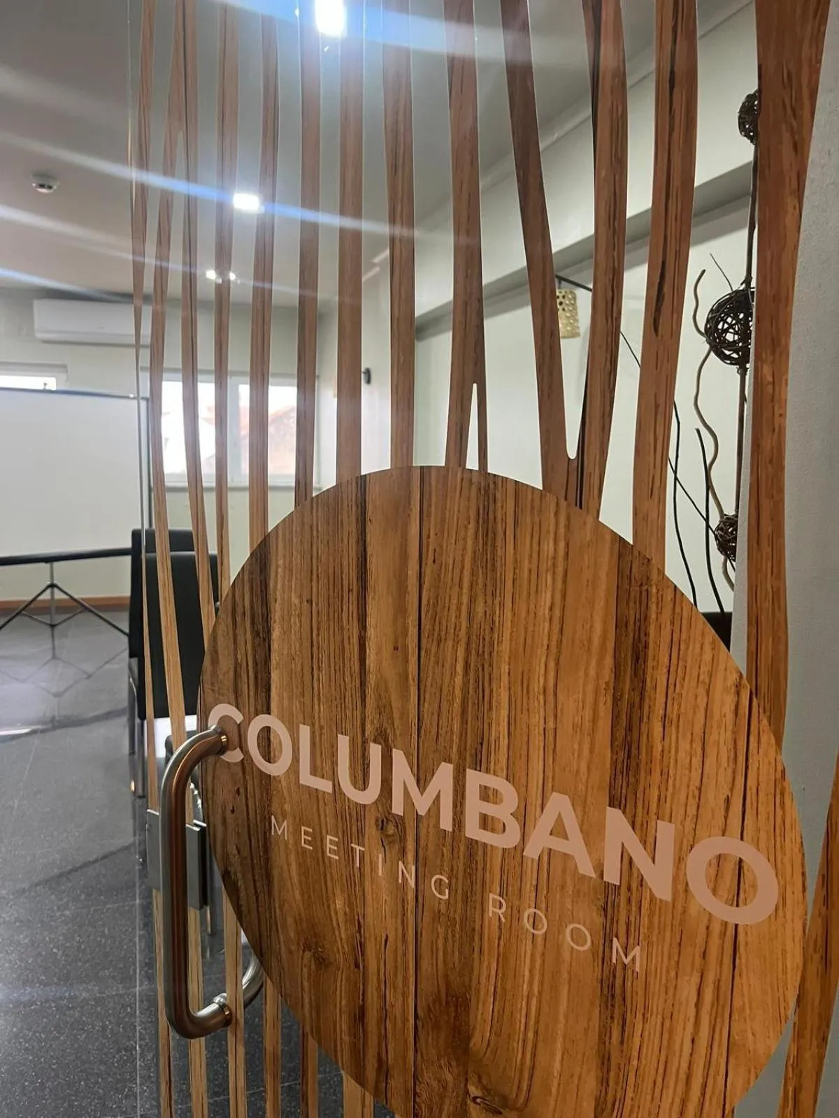 Meeting/conference room in BE ONE HOTEL Caldas da Rainha - by MHMB Hospitality