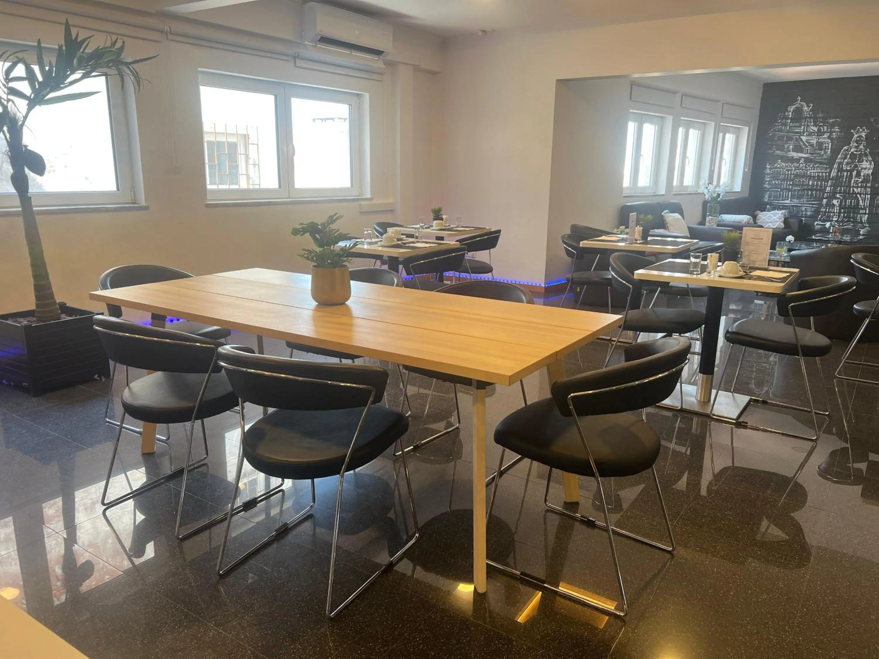 Living room in BE ONE HOTEL Caldas da Rainha - by MHMB Hospitality