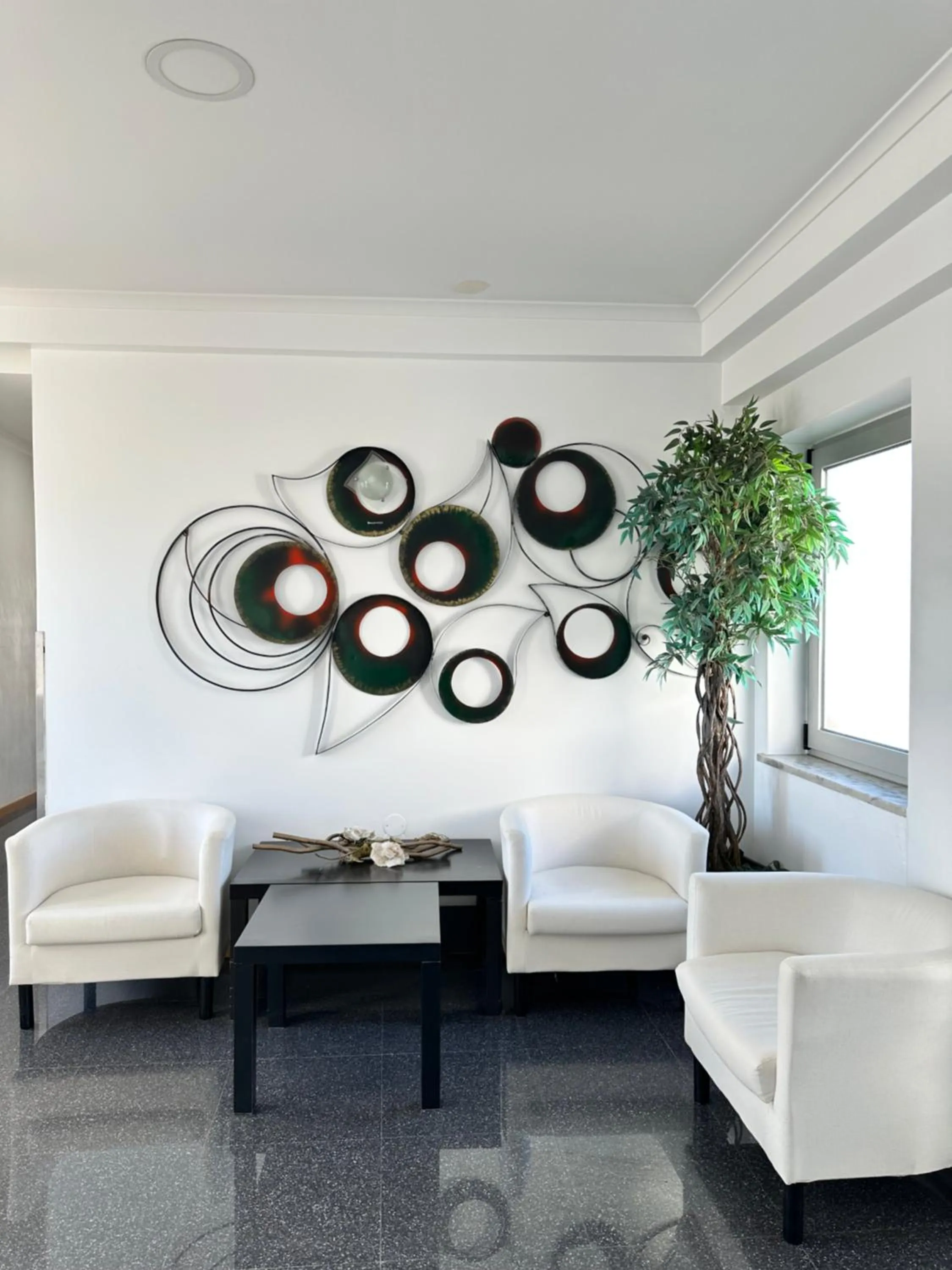 Seating area in BE ONE HOTEL Caldas da Rainha - by MHMB Hospitality