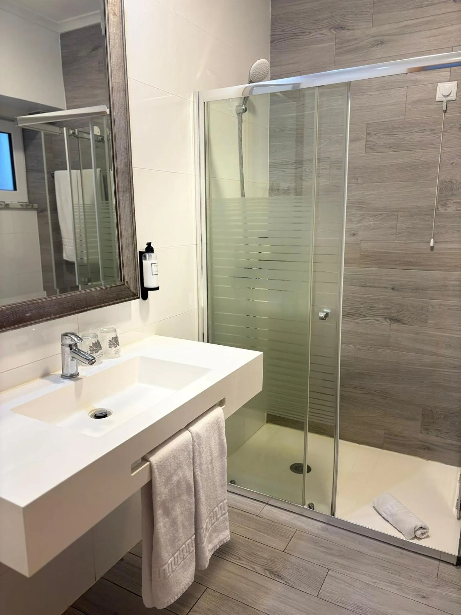 Bathroom in BE ONE HOTEL Caldas da Rainha - by MHMB Hospitality