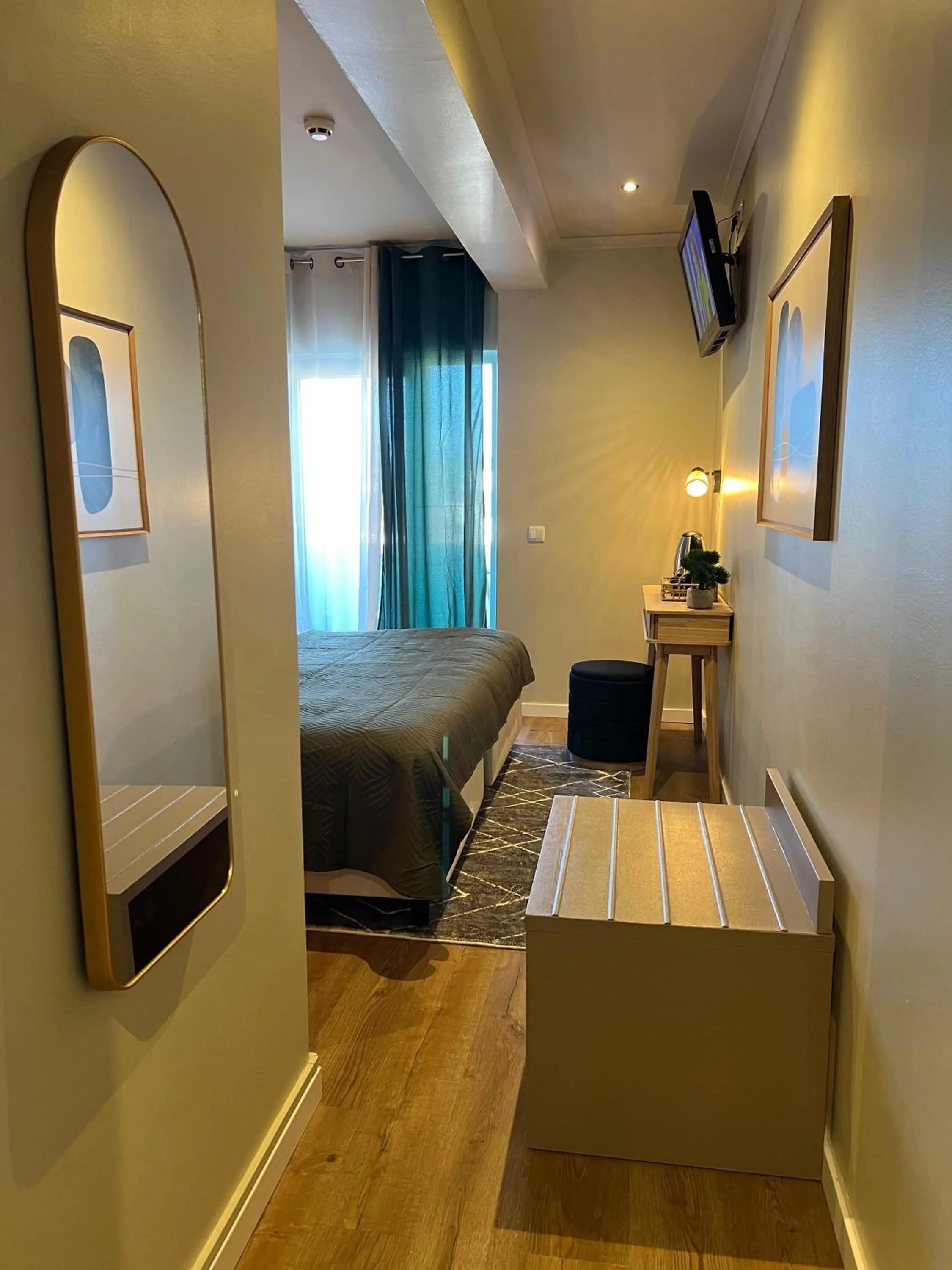 Photo of the whole room, Bed in BE ONE HOTEL Caldas da Rainha - by MHMB Hospitality