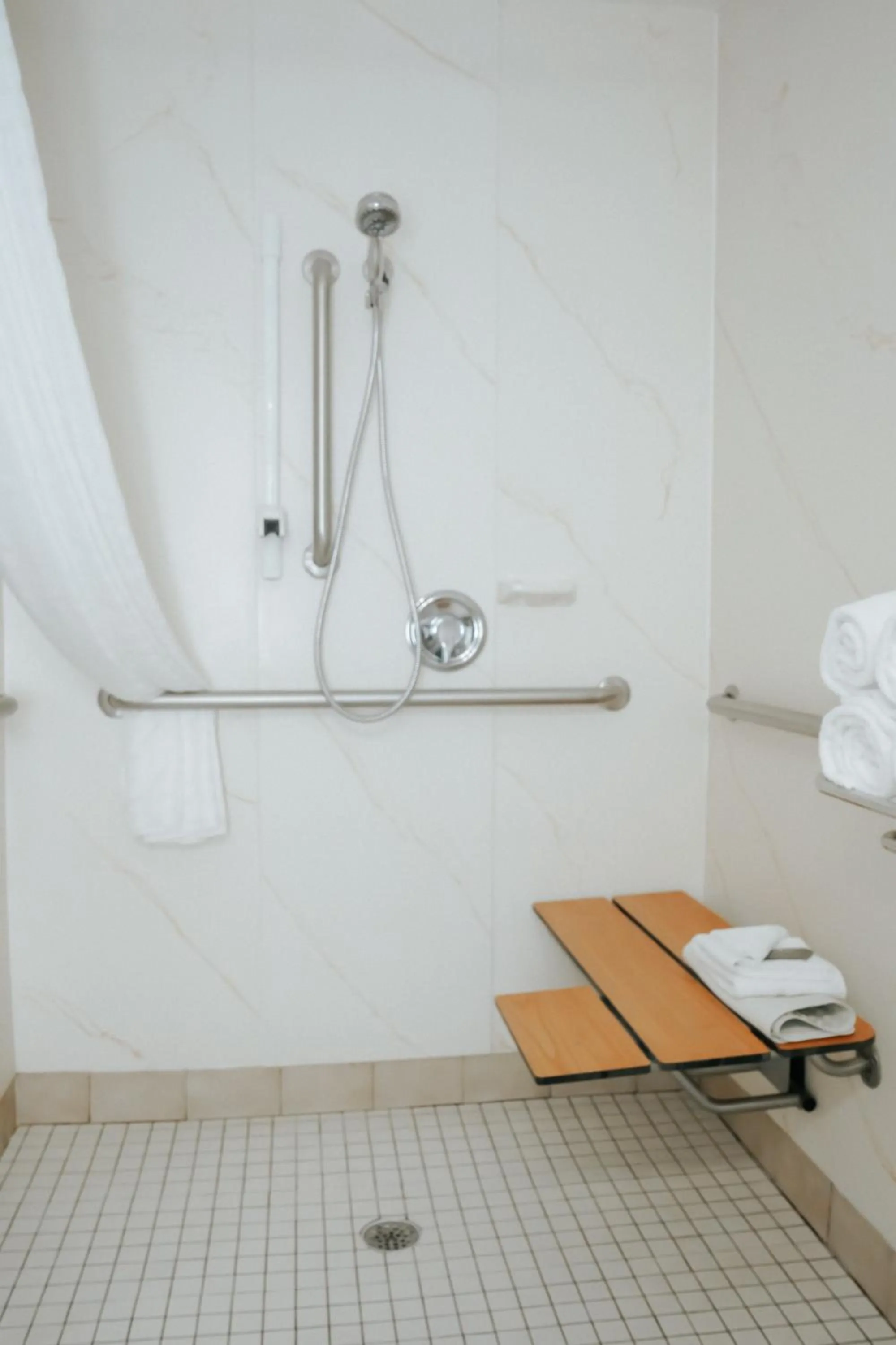 Bathroom in Country Inn & Suites by Radisson, Myrtle Beach, SC