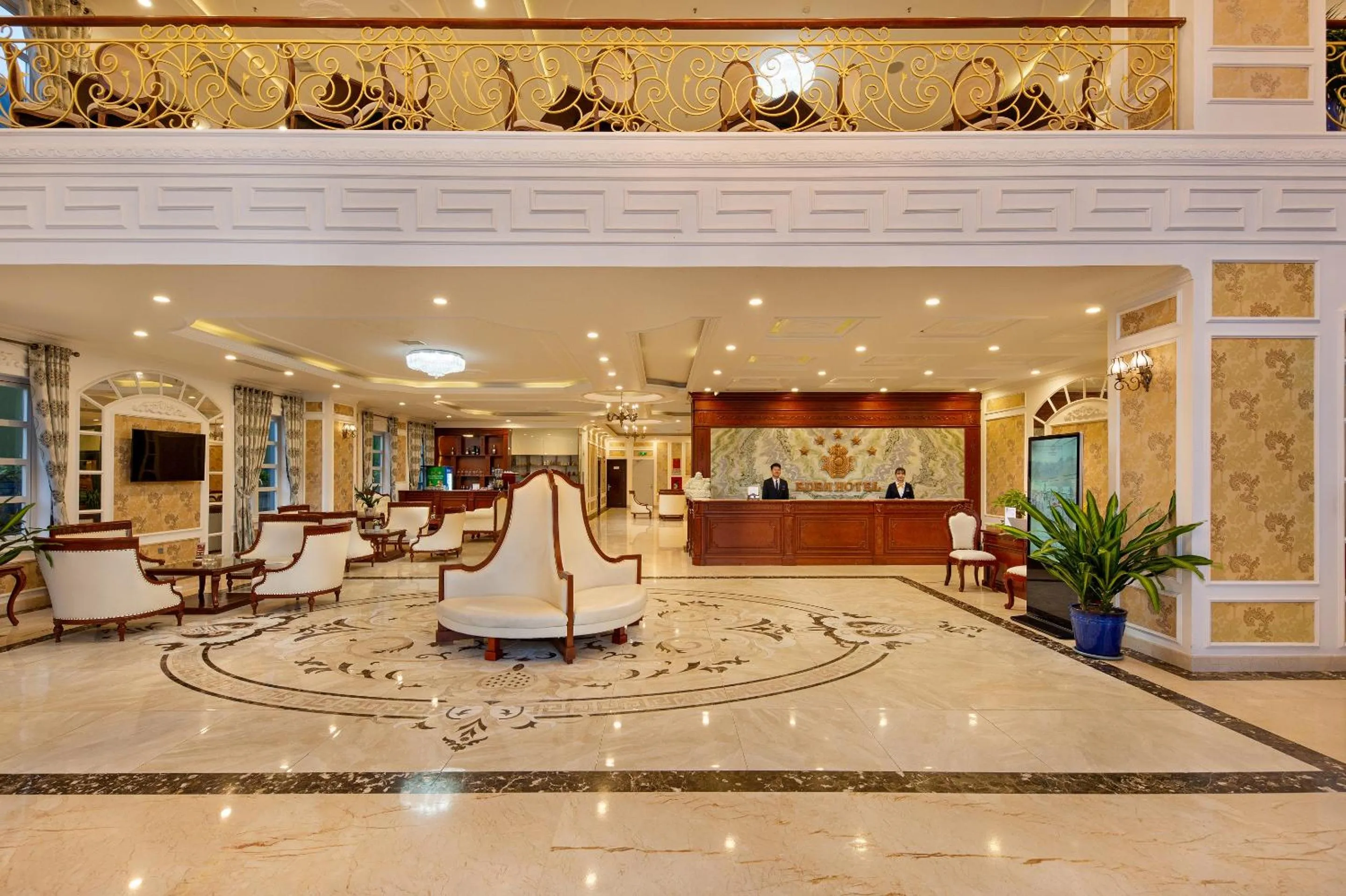 Lobby or reception in Eden Ocean View Hotel Da Nang