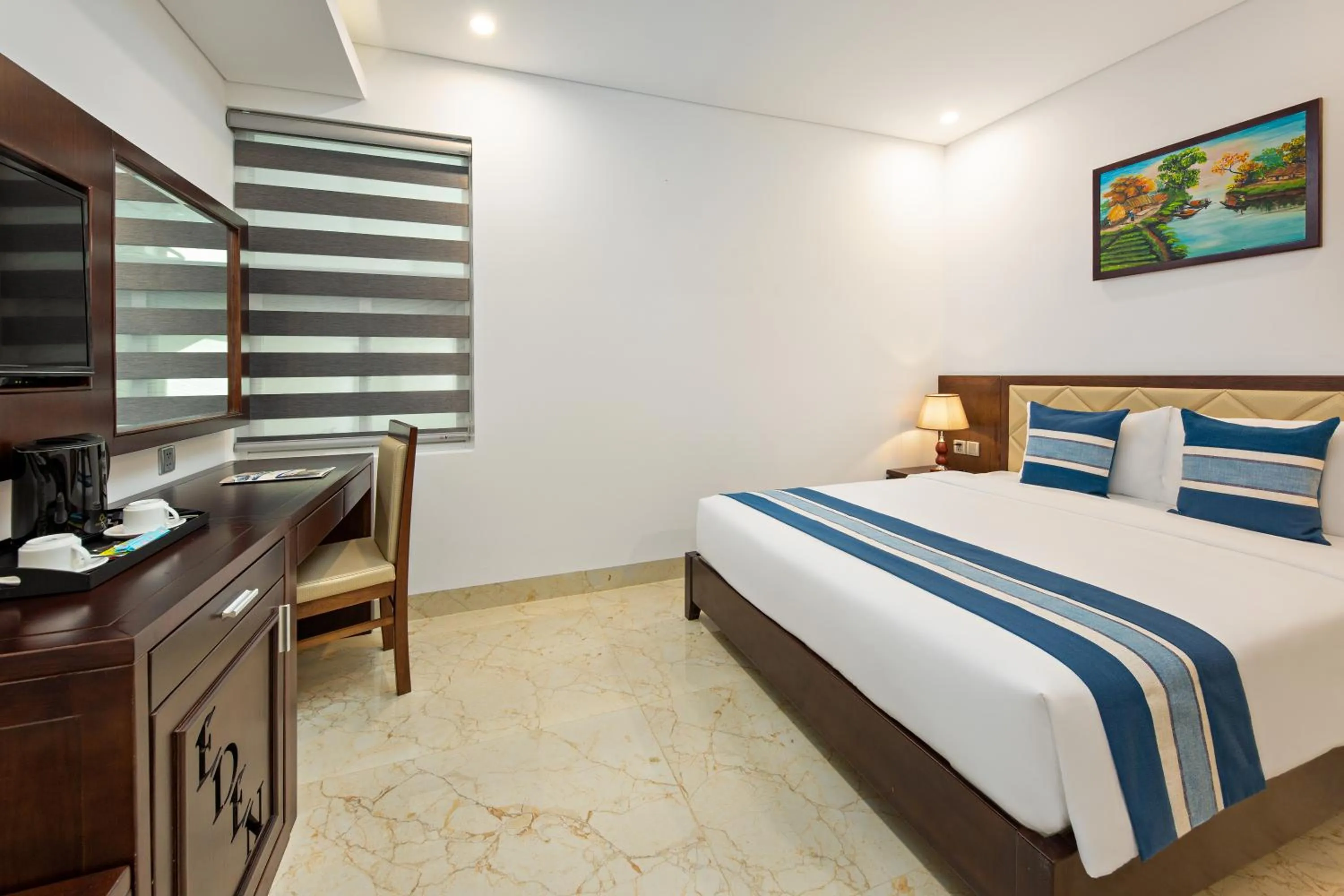 Photo of the whole room, Bed in Eden Ocean View Hotel Da Nang