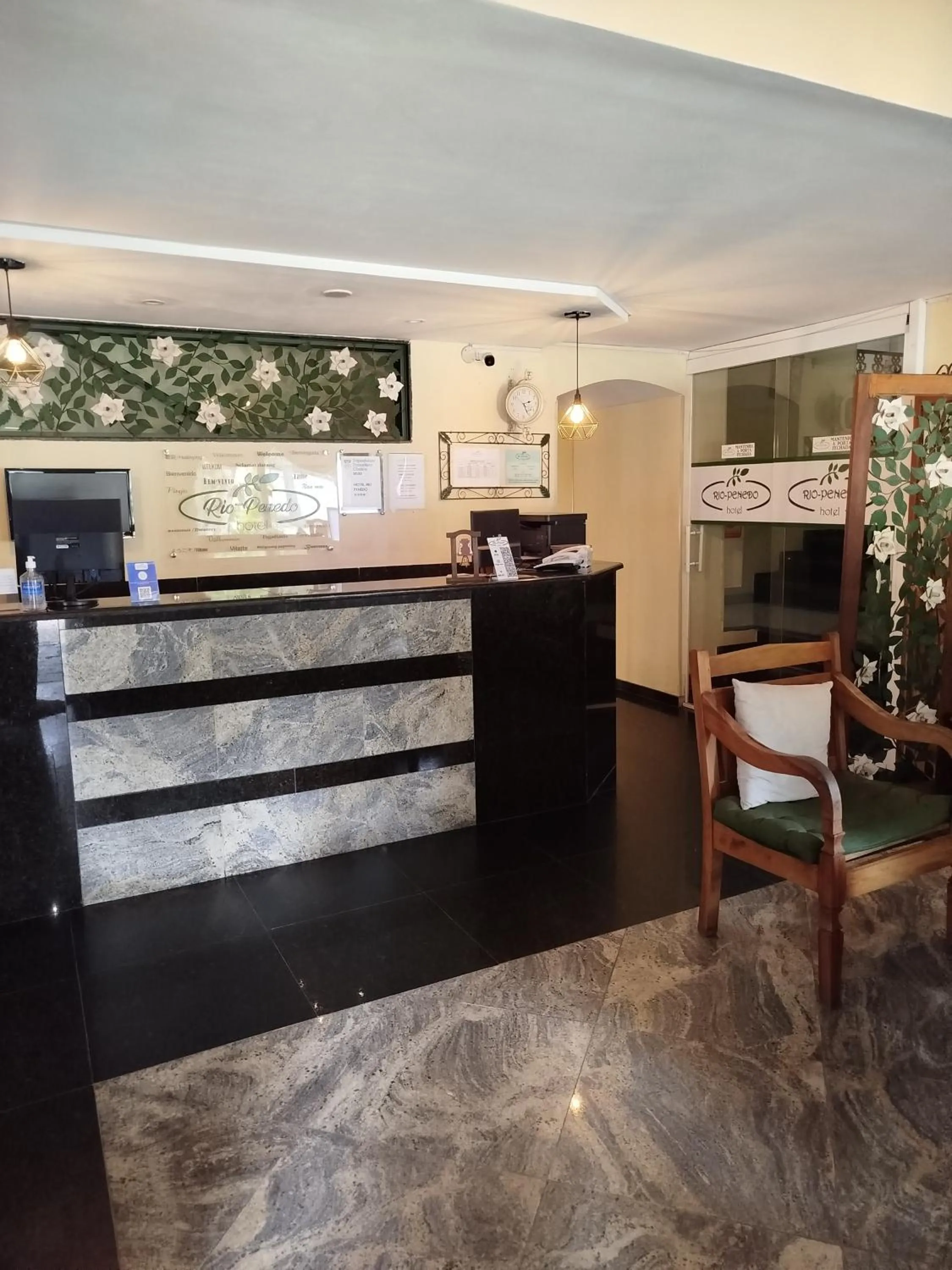 Lobby or reception in Hotel Rio Penedo