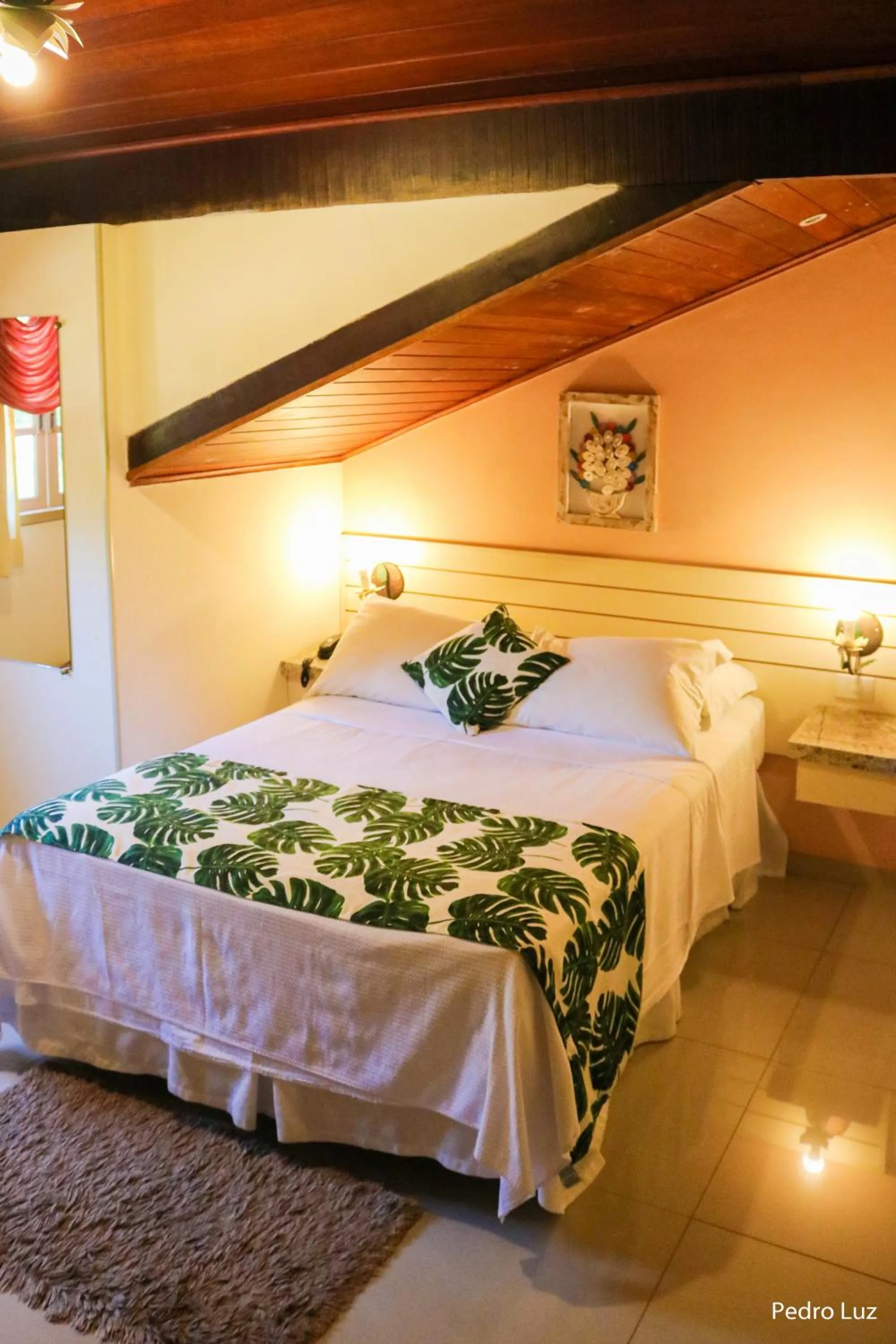 Bed in Hotel Rio Penedo