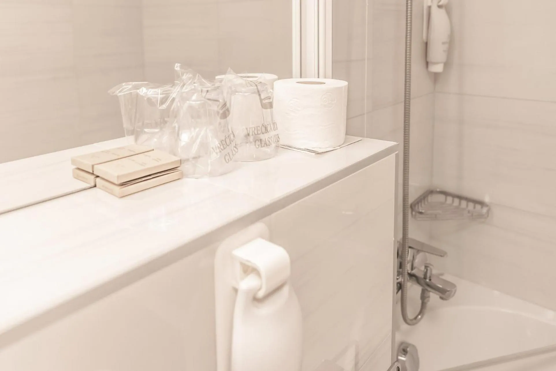 Bathroom in Hotel Park Superior 3*