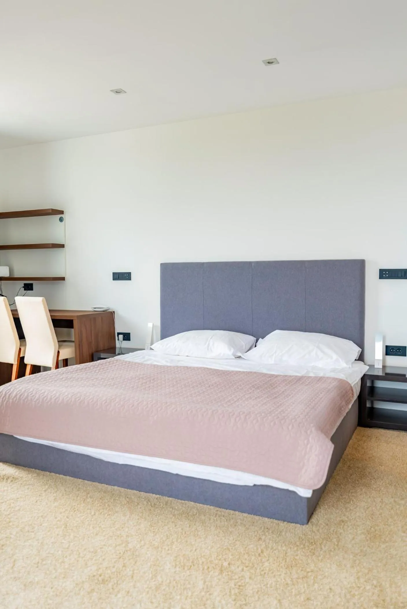 Bed in Hotel Park Superior 3*