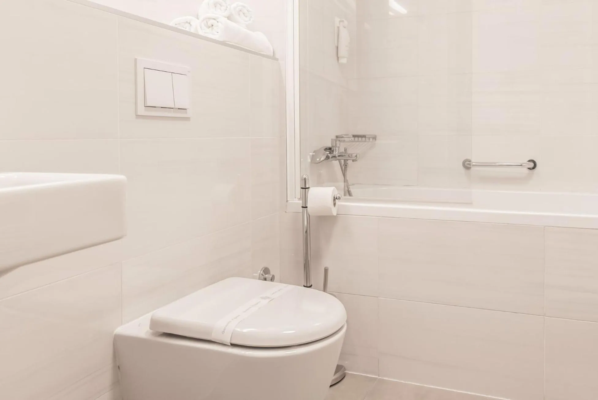 Bathroom in Hotel Park Superior 3*