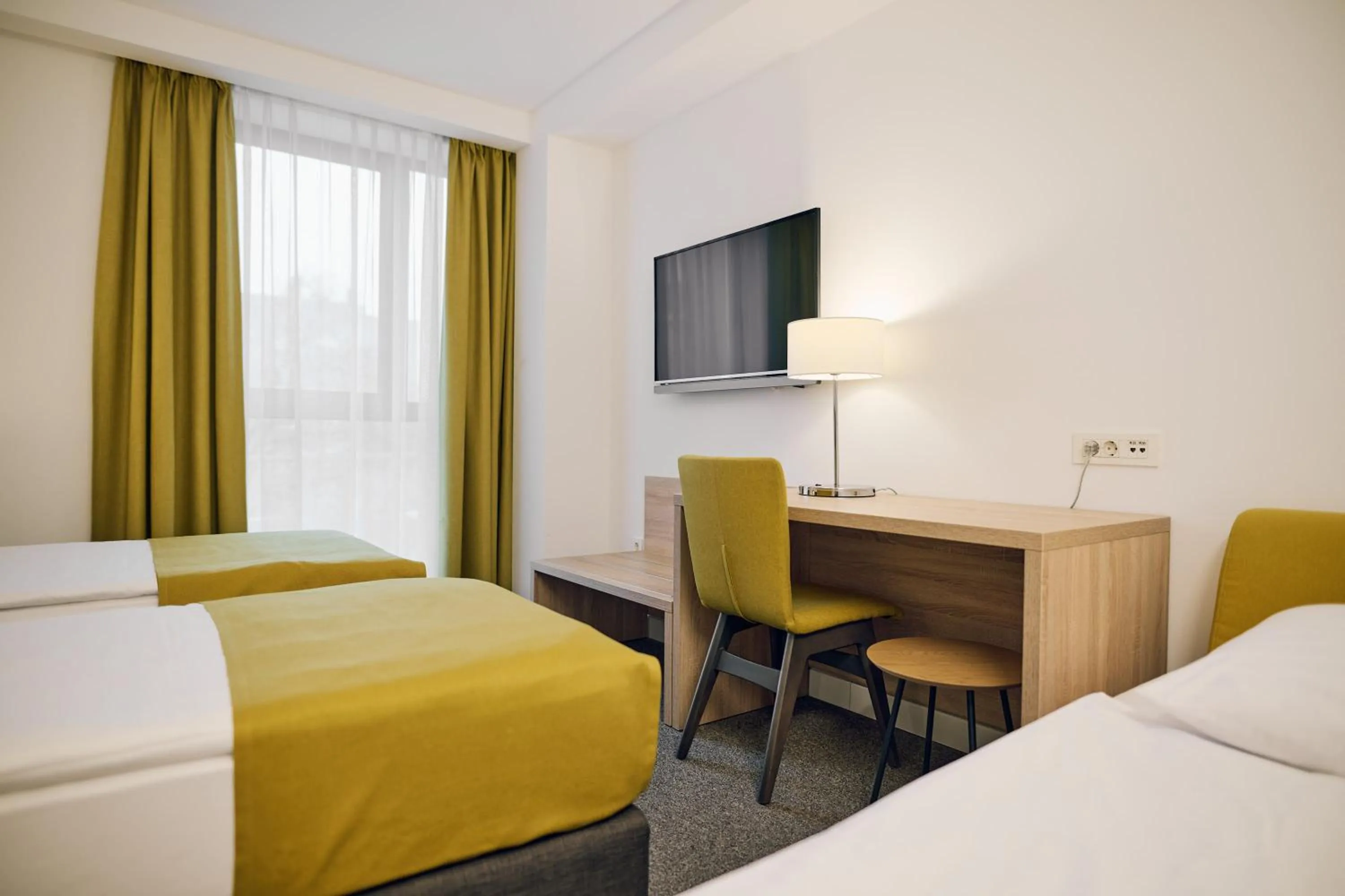 Bed in Hotel Park Superior 3*