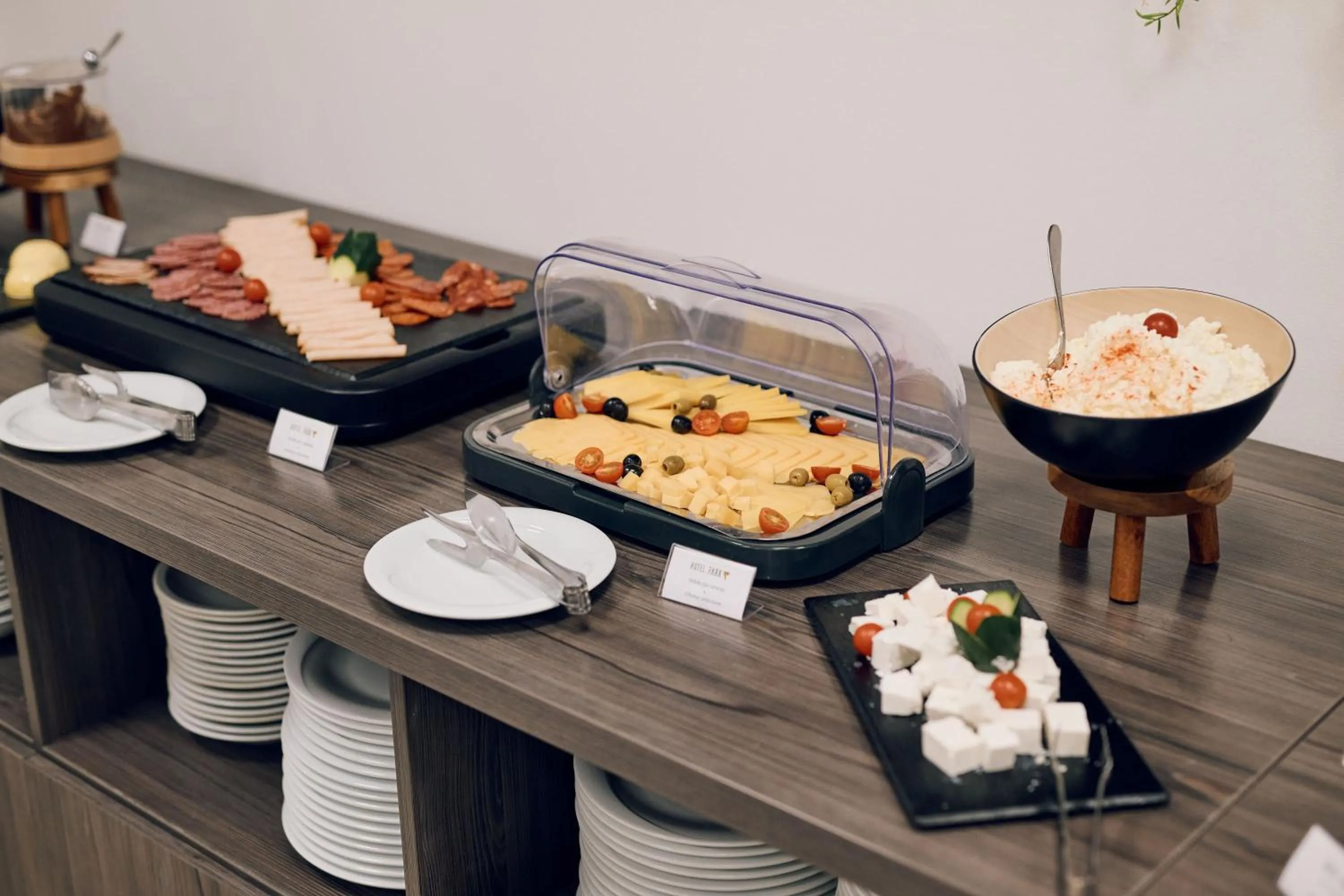 Buffet breakfast in Hotel Park Superior 3*