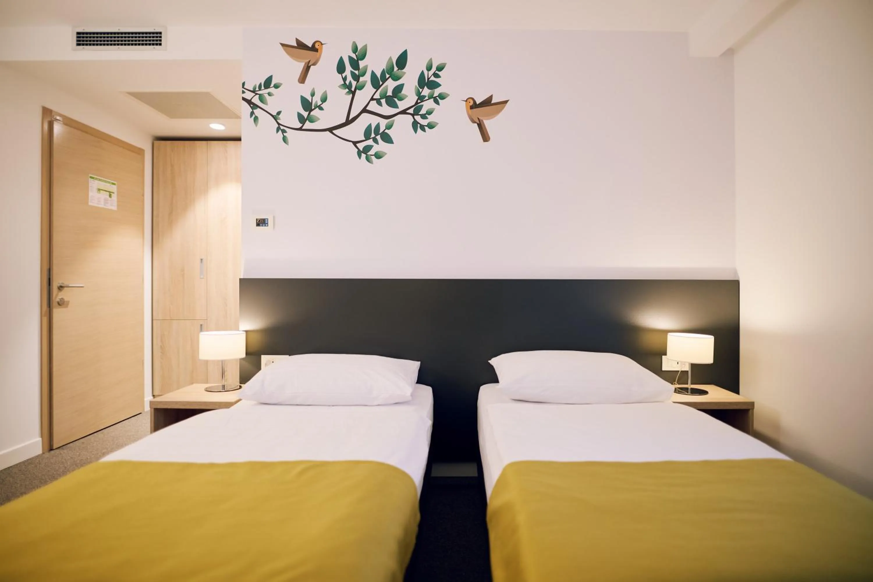 Bed in Hotel Park Superior 3*