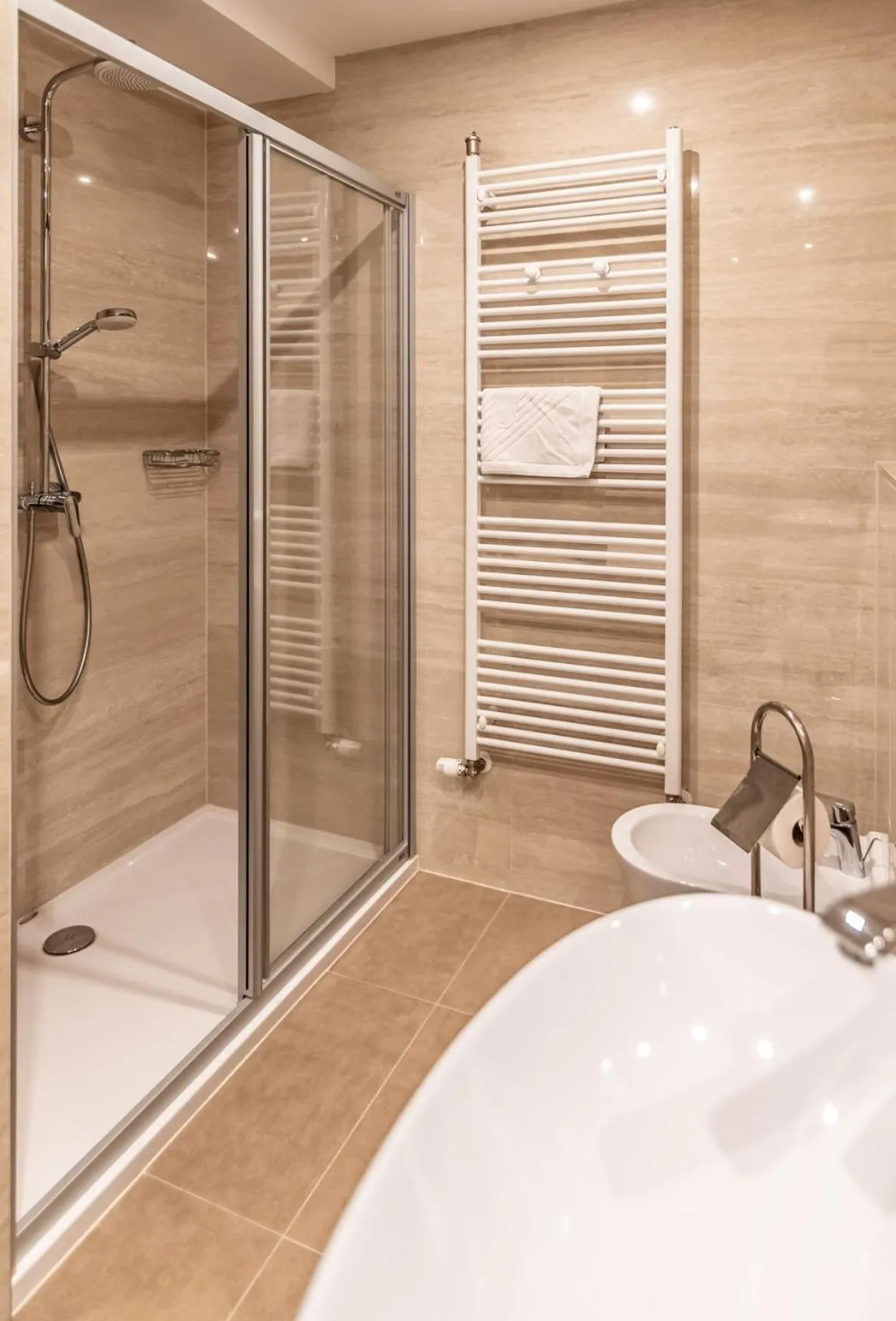 Shower in Hotel Park Superior 3*