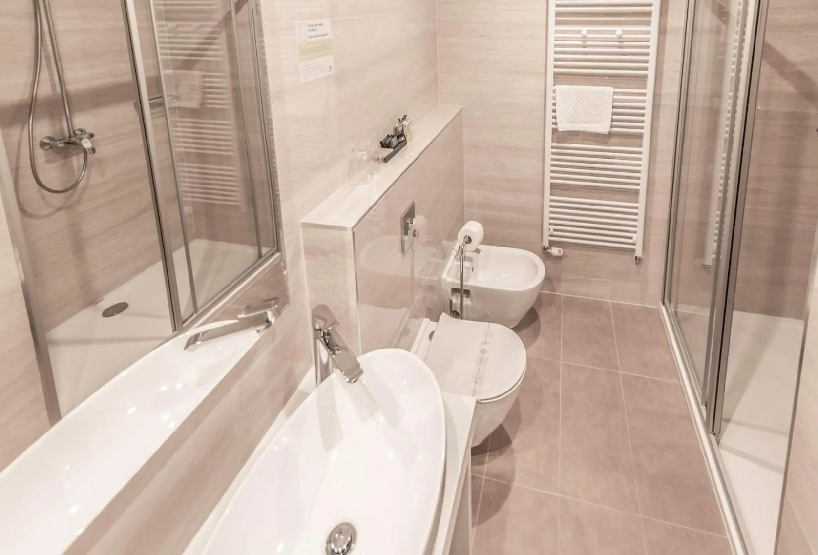 Bathroom in Hotel Park Superior 3*