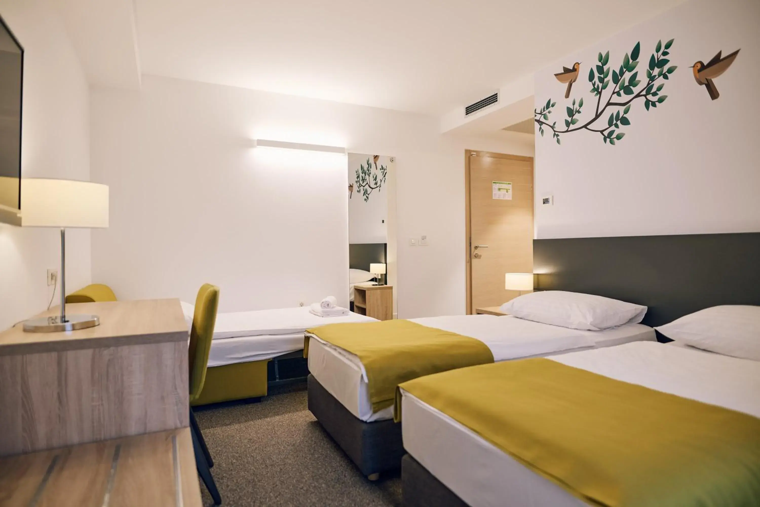 Standard Twin Room with Sofa in Hotel Park Superior 3* Standard Twin Room with Sofa in Hotel Park Superior 3*