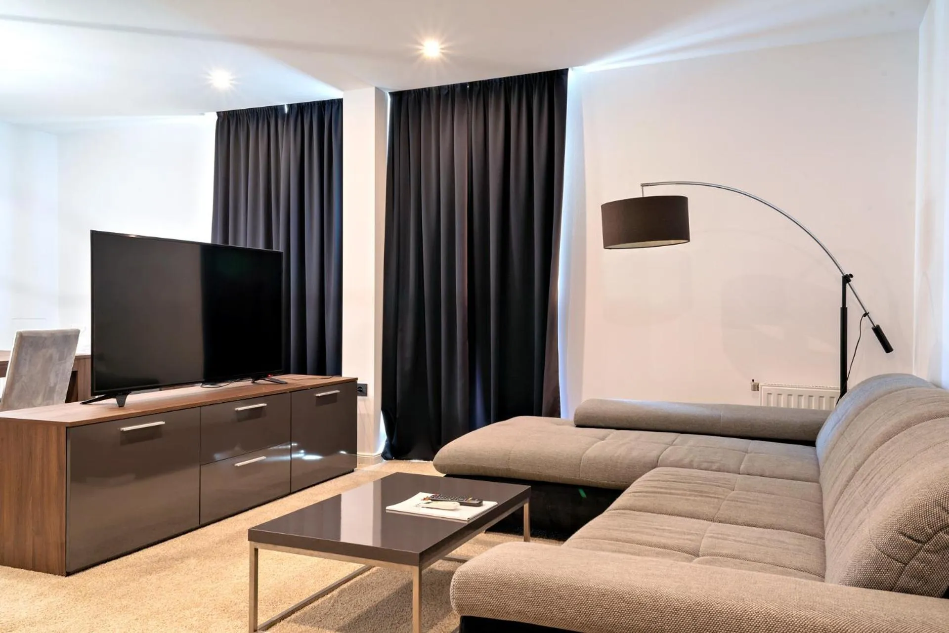 TV and multimedia in Hotel Park Superior 3*
