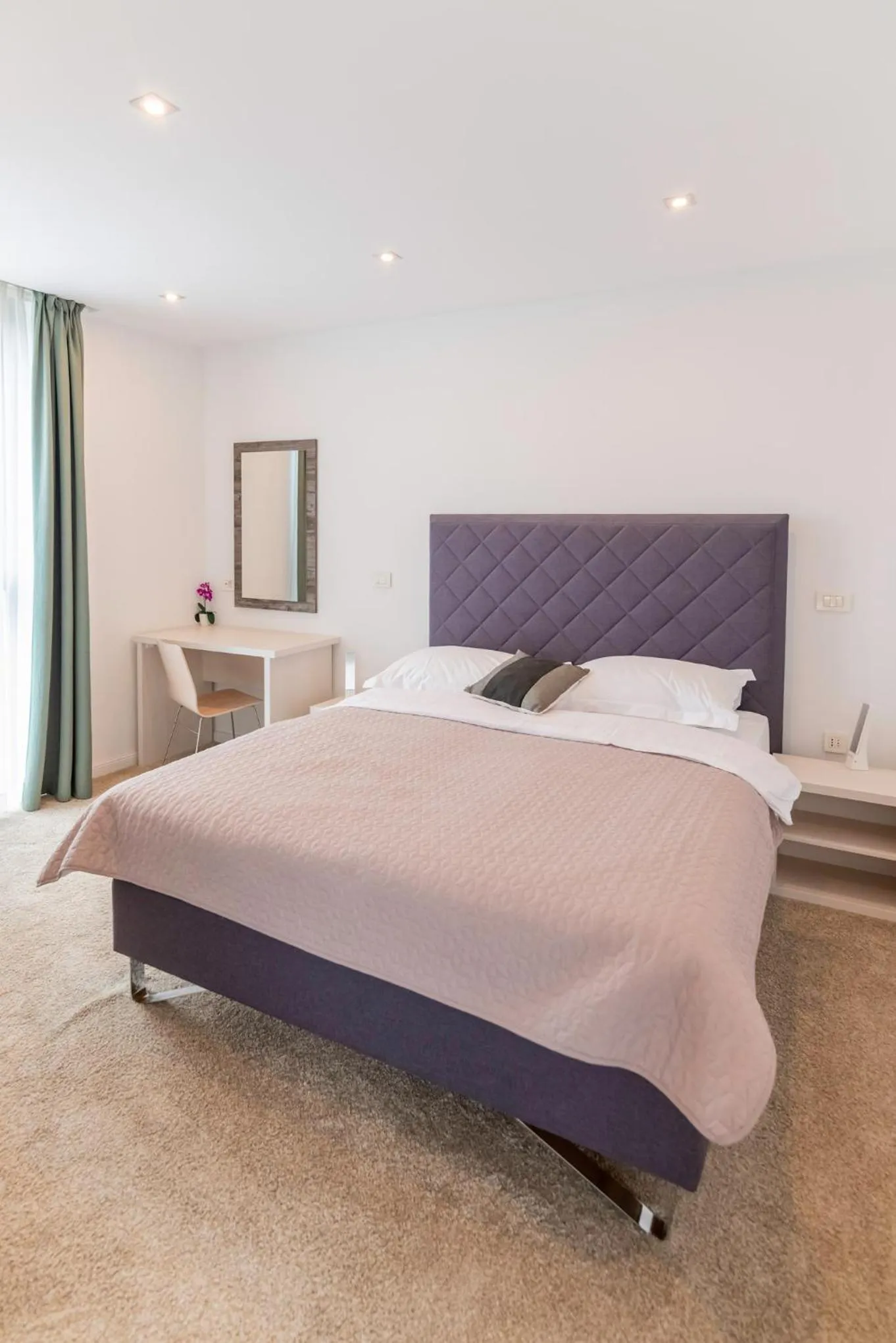 Bed in Hotel Park Superior 3*