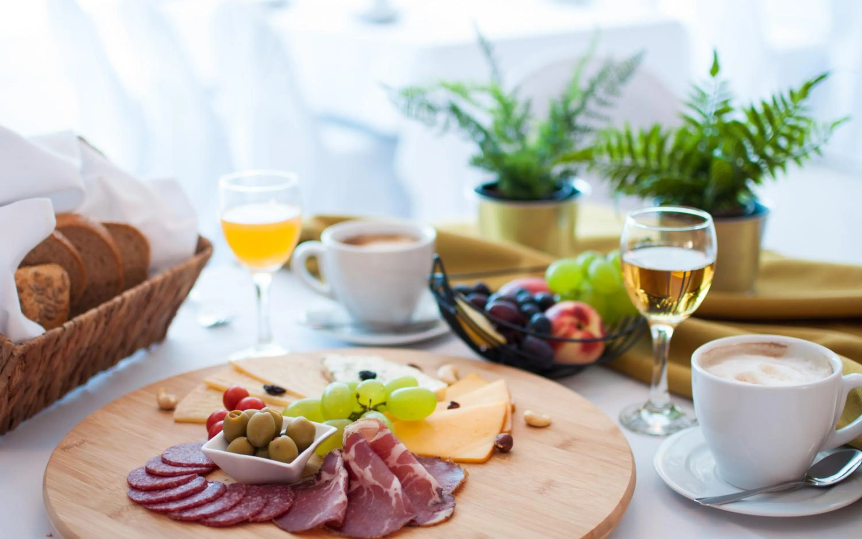 Food and drinks in Hotel Park Superior 3*