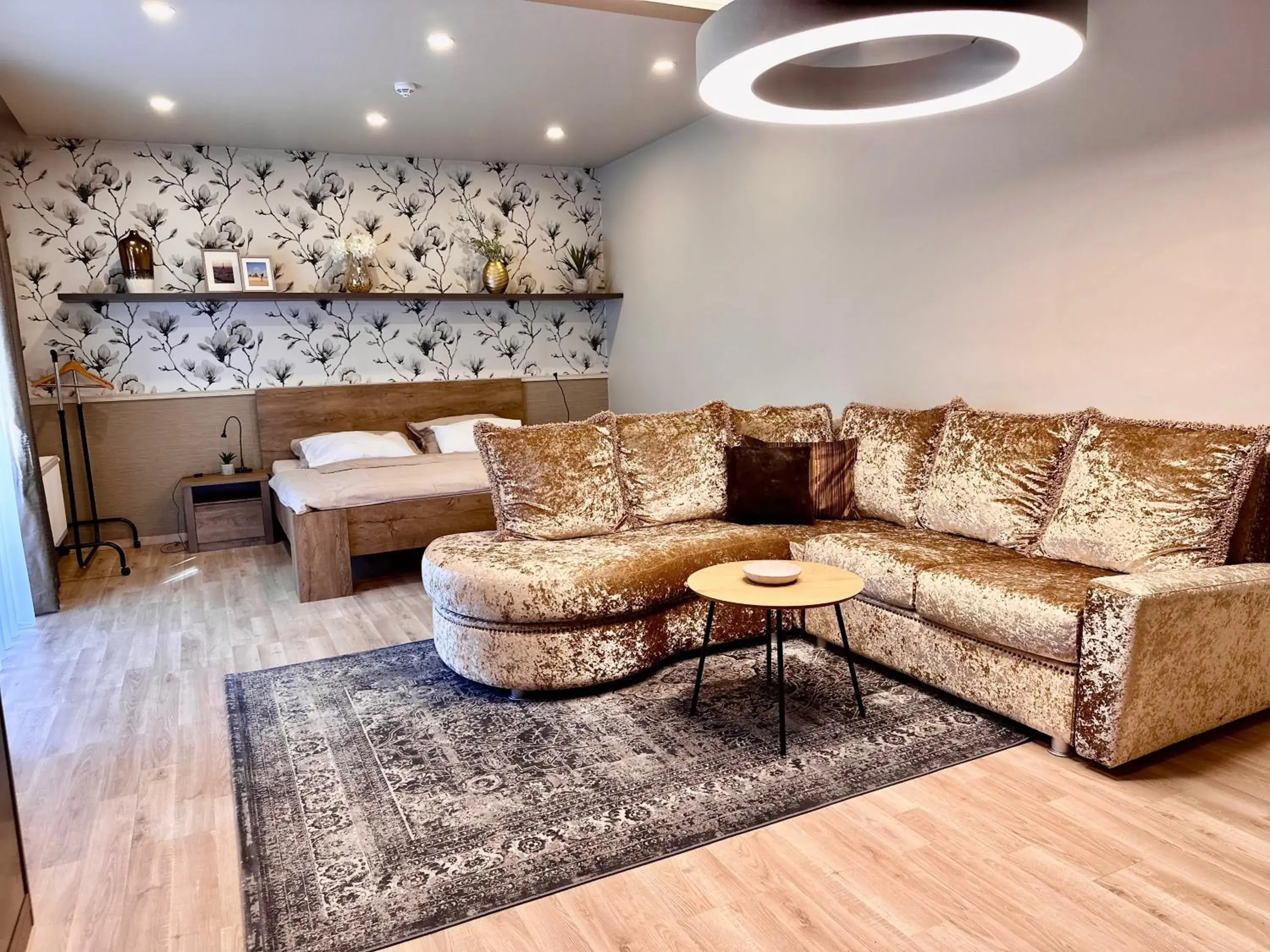 Kényelmes apartman a belváros szélén Kényelmes apartman a belváros szélén