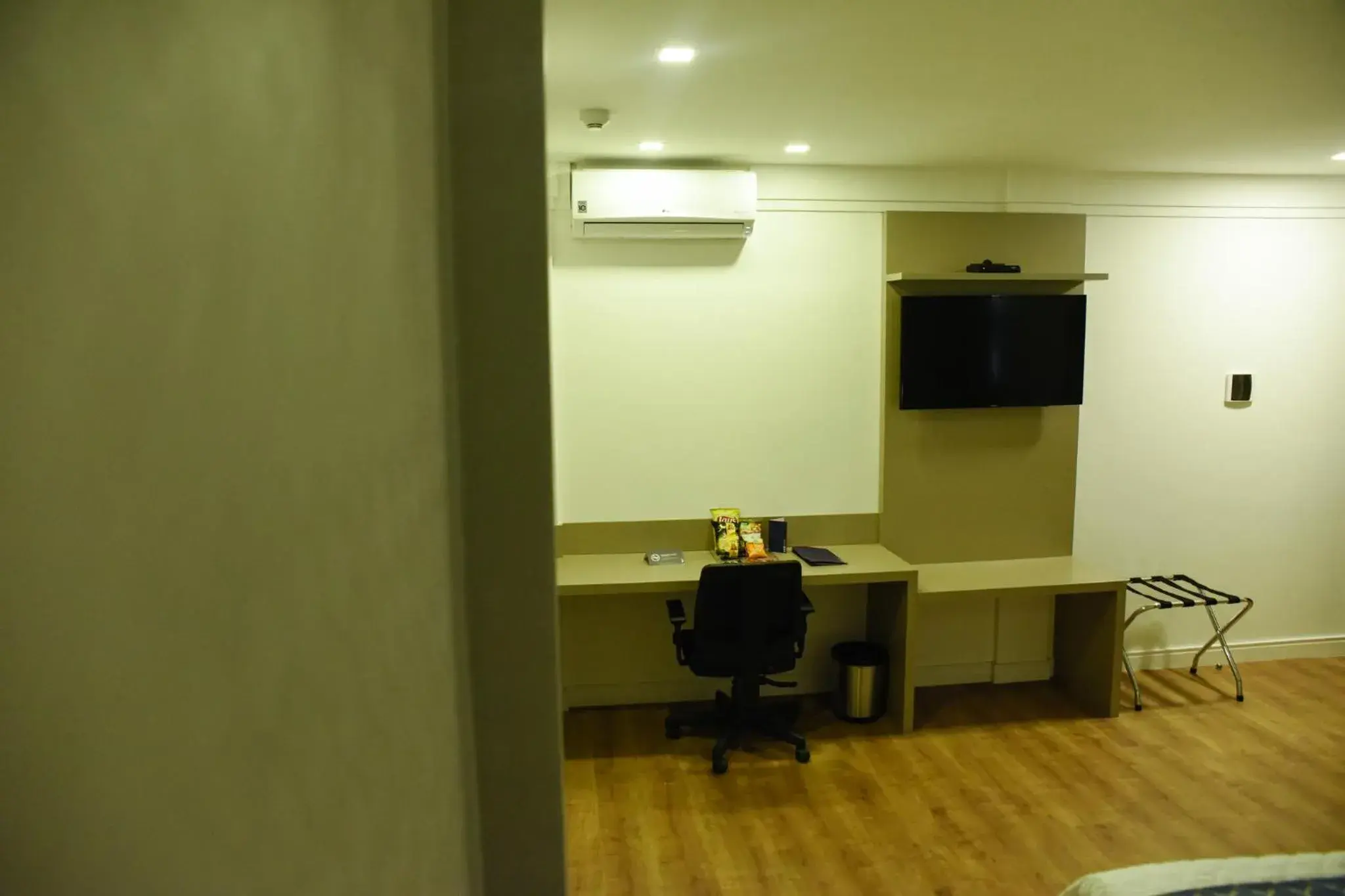 Superior Twin Room in Blue Open Hotel Superior Twin Room in Blue Open Hotel