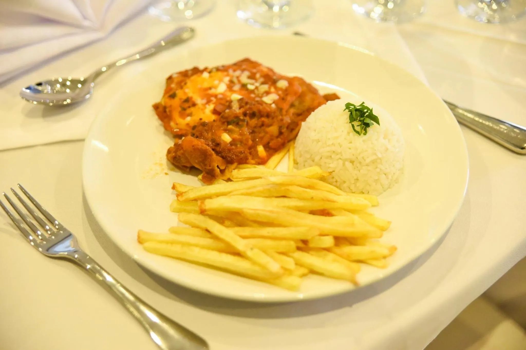 Restaurant/places to eat in Blue Open Hotel