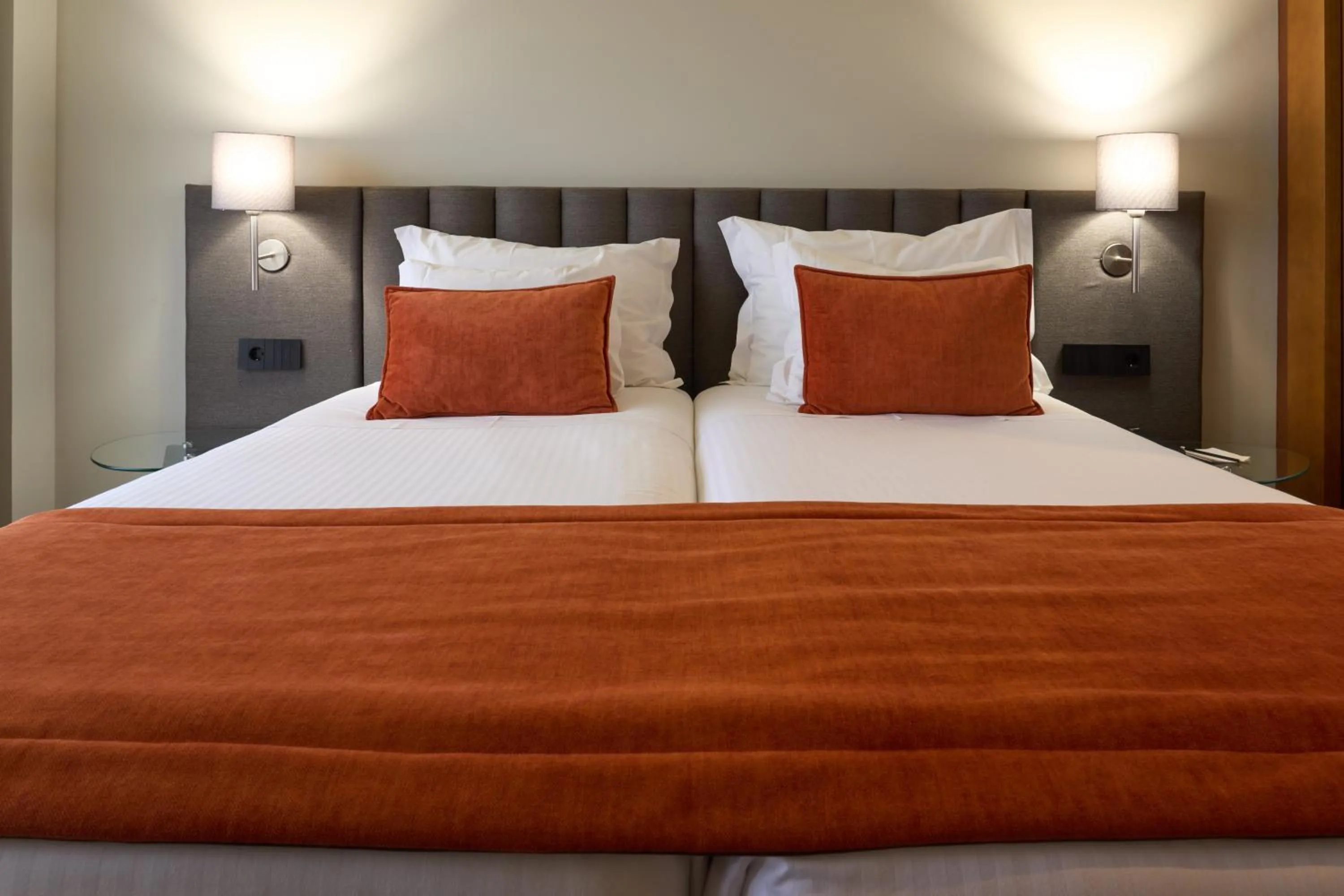 Bedroom, Bed in Hotel Versatile