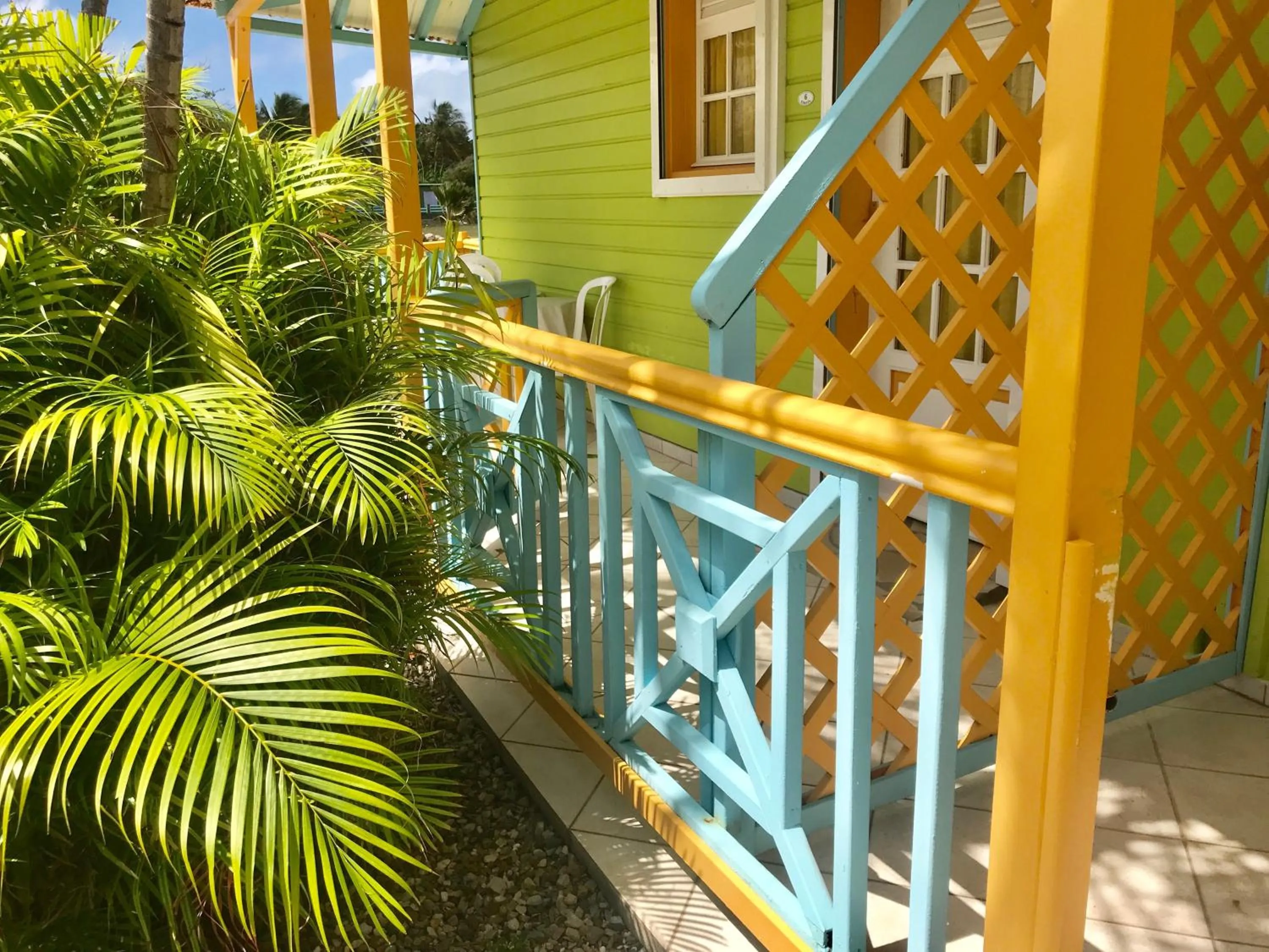 Patio in Hotel Oasis