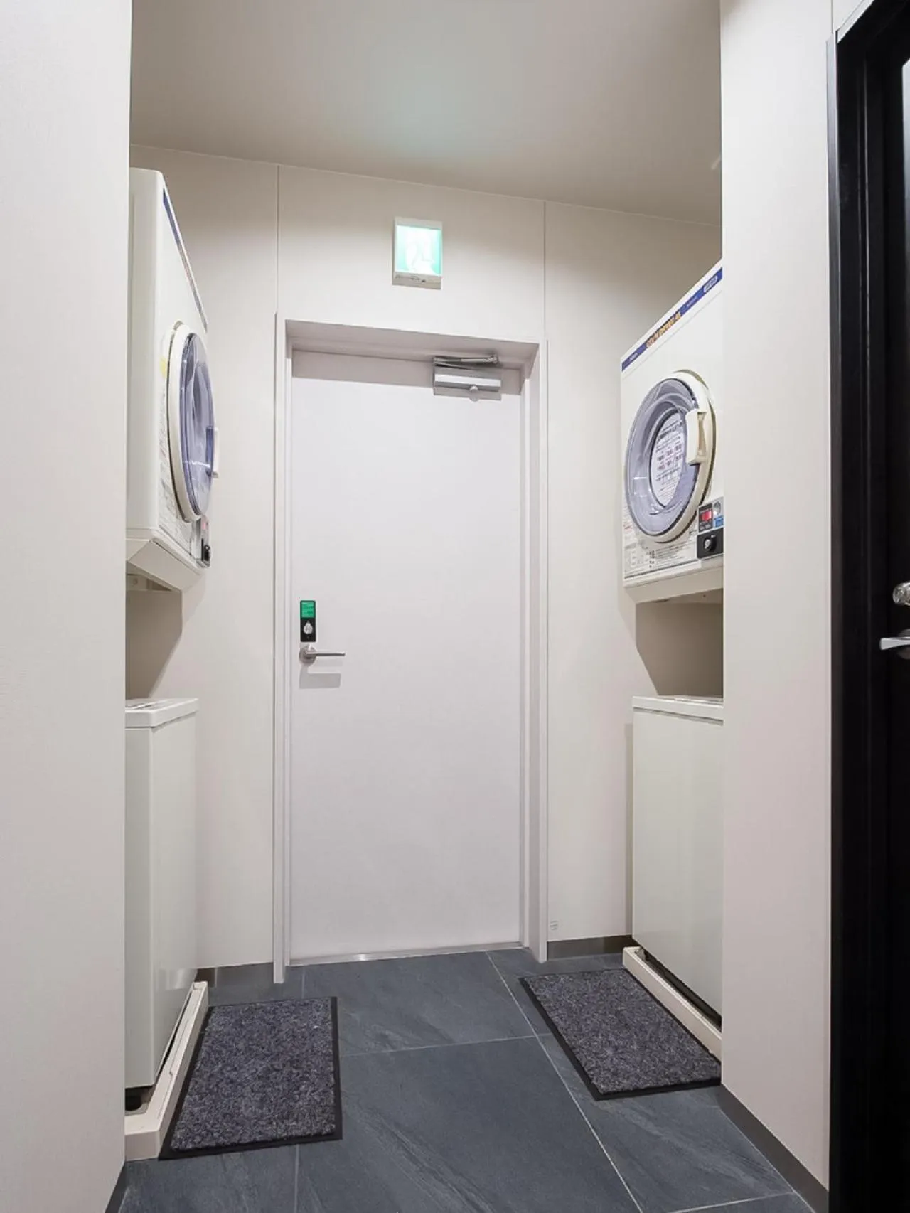 laundry in HOTEL LiVEMAX Gifu Ekimae