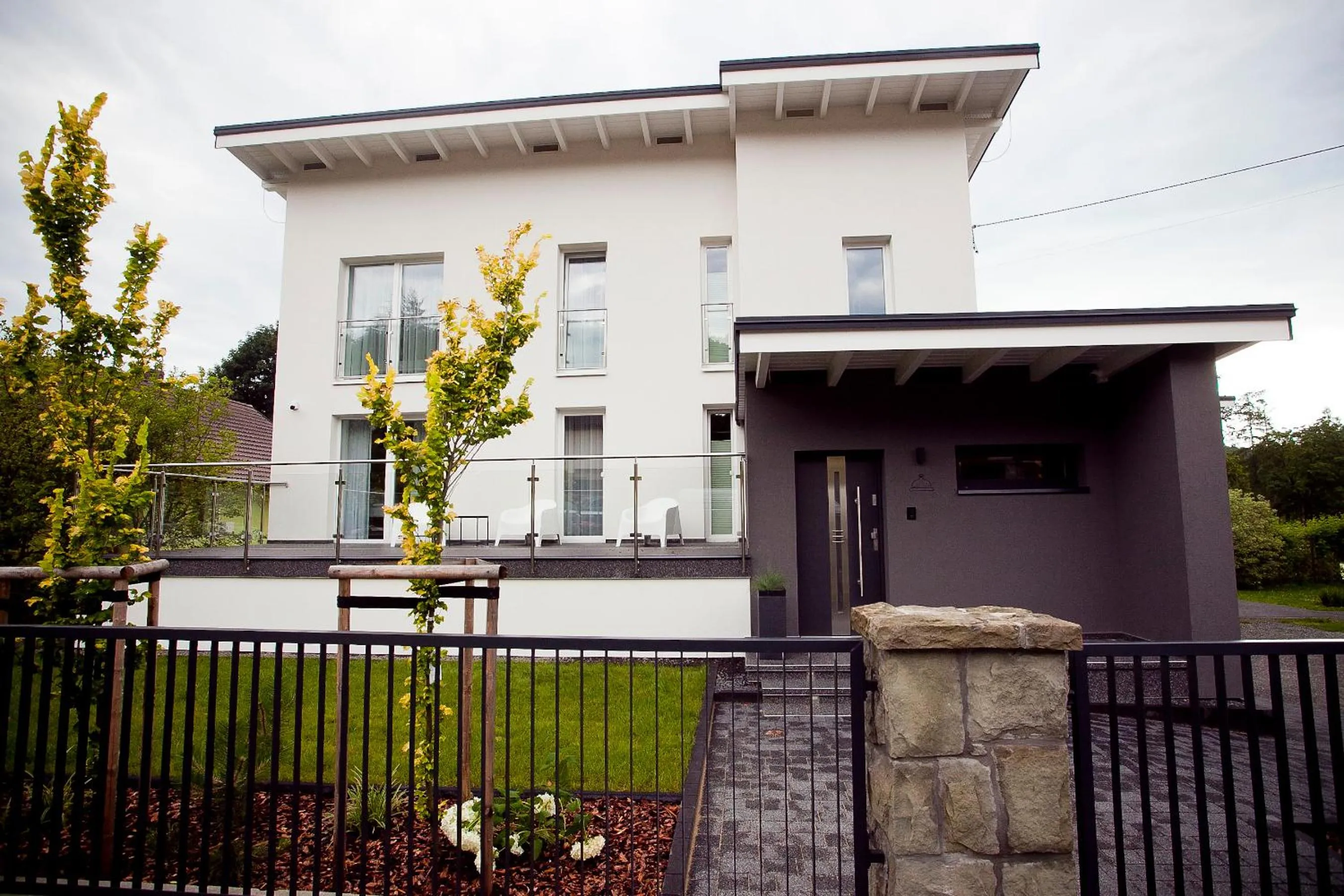 Property building in Willowa NO. 5 APARTAMENTS