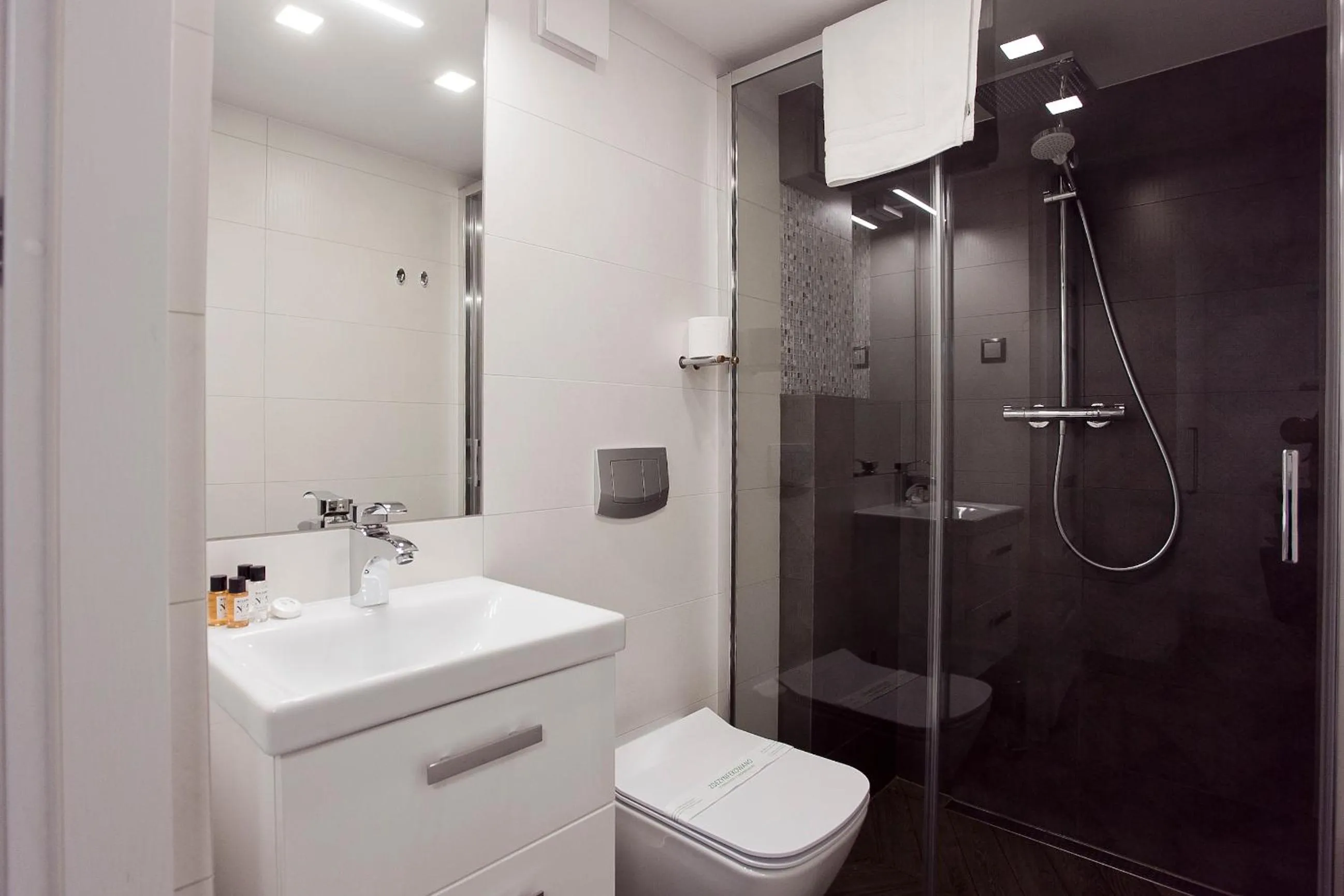 Willowa NO. 5 APARTAMENTS